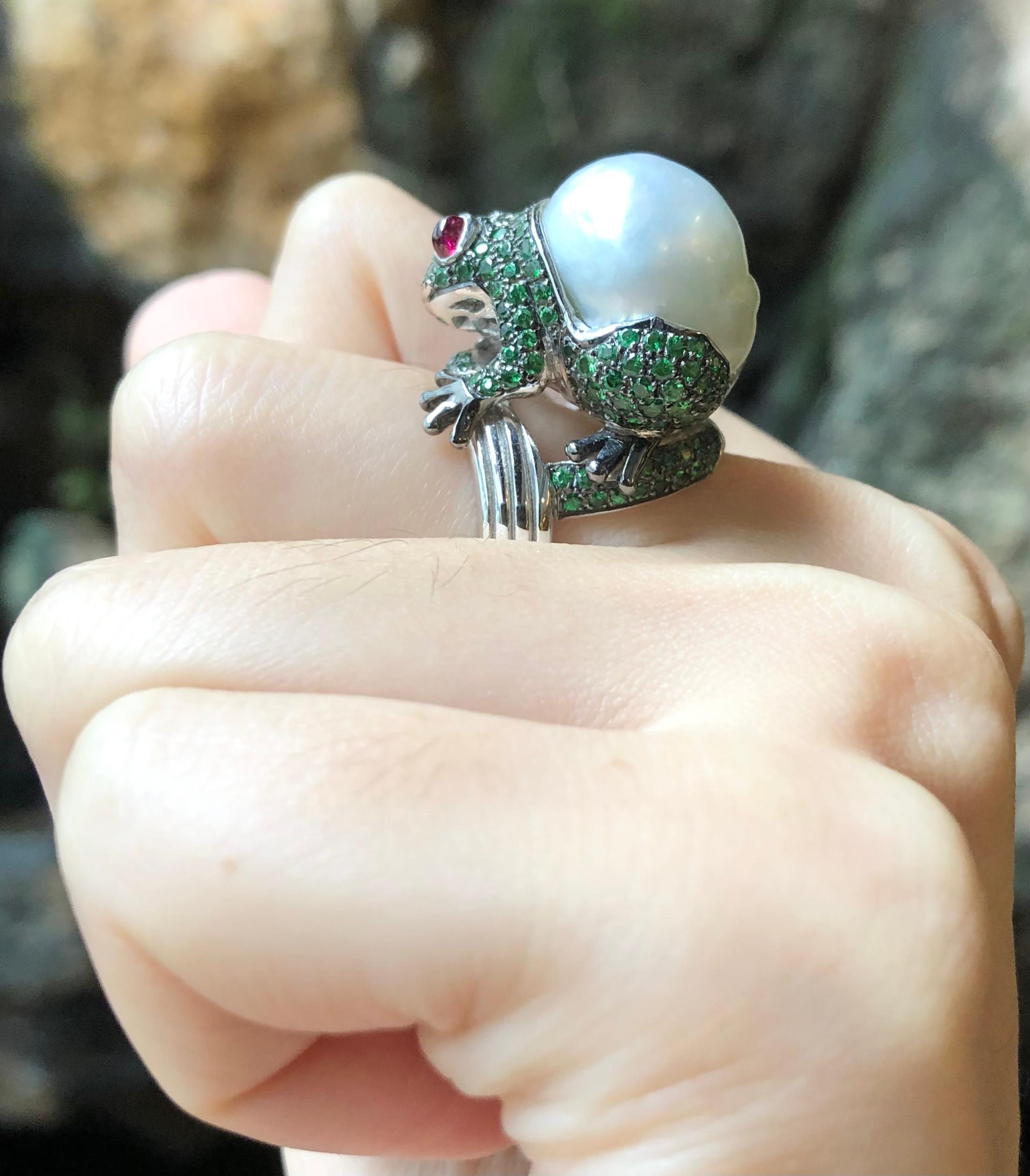 Contemporary South Sea Pearl with Tsavorite and Cabochon Ruby Frog Ring Set in 18K White Gold For Sale