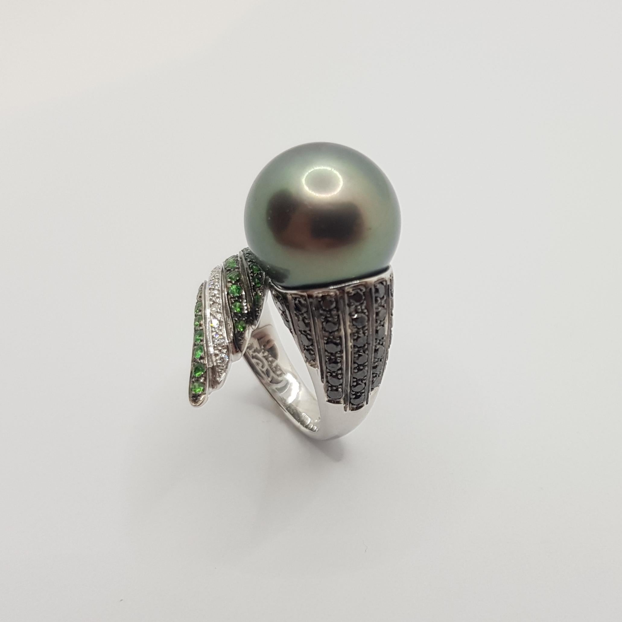 South Sea Pearl with Tsavorite, Diamond, Black Diamond Ring 18 Karat White Gold For Sale 5