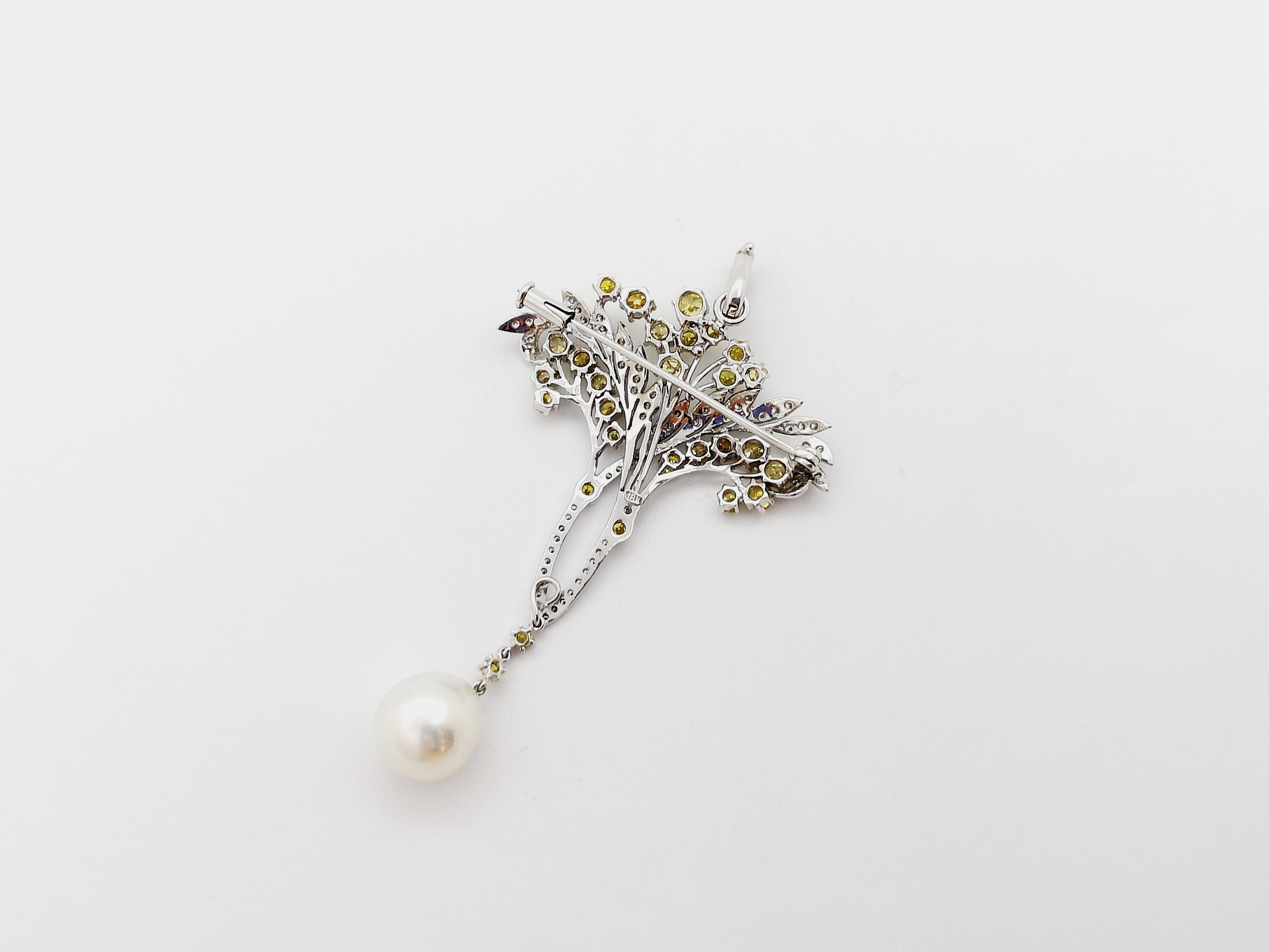 Brilliant Cut South Sea Pearl, Yellow Diamond and Diamond Brooch/Pendant set in 18K White Gold For Sale