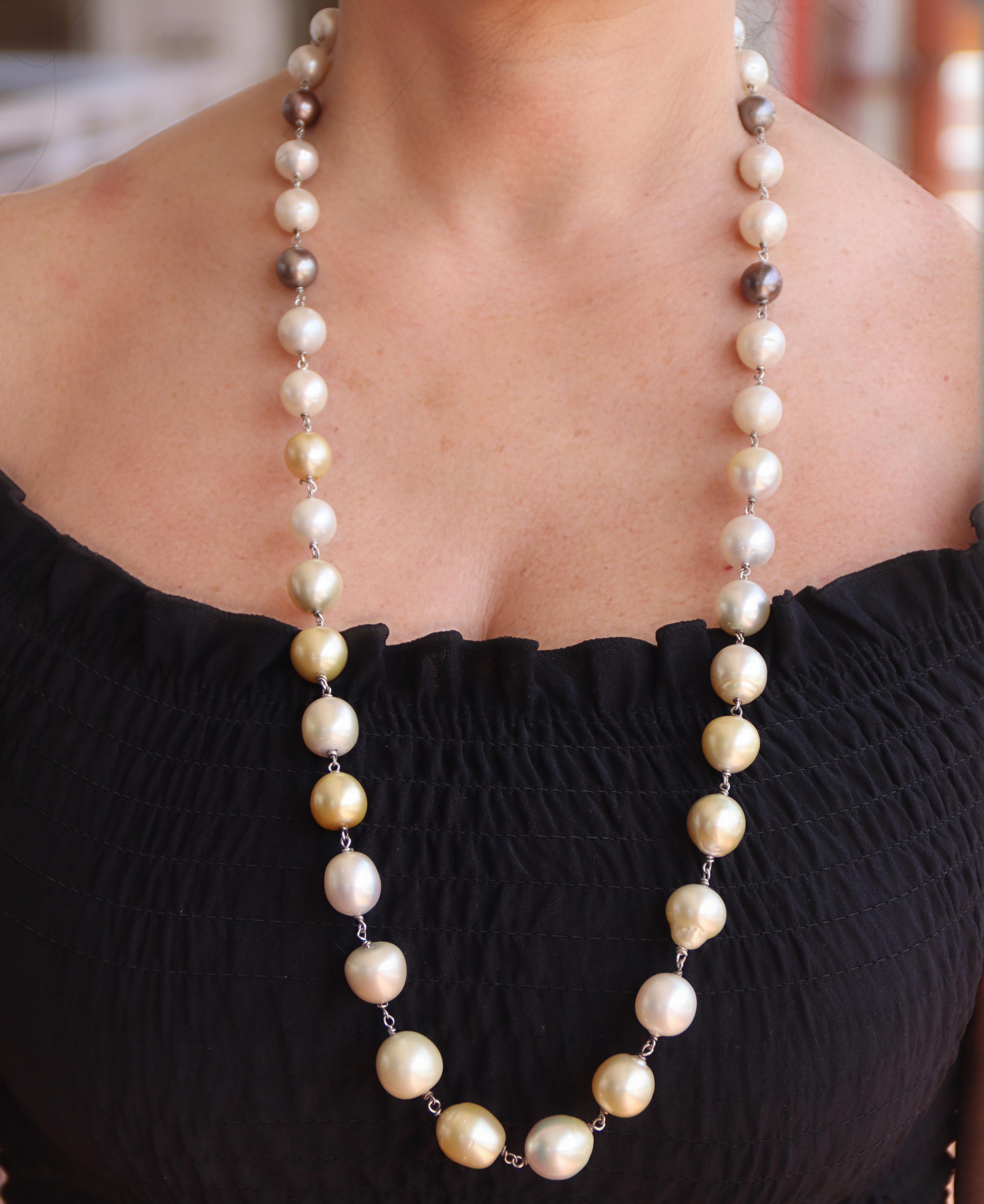 South Sea Pearls 14 Karat Yellow Gold Necklace In New Condition For Sale In Marcianise, IT
