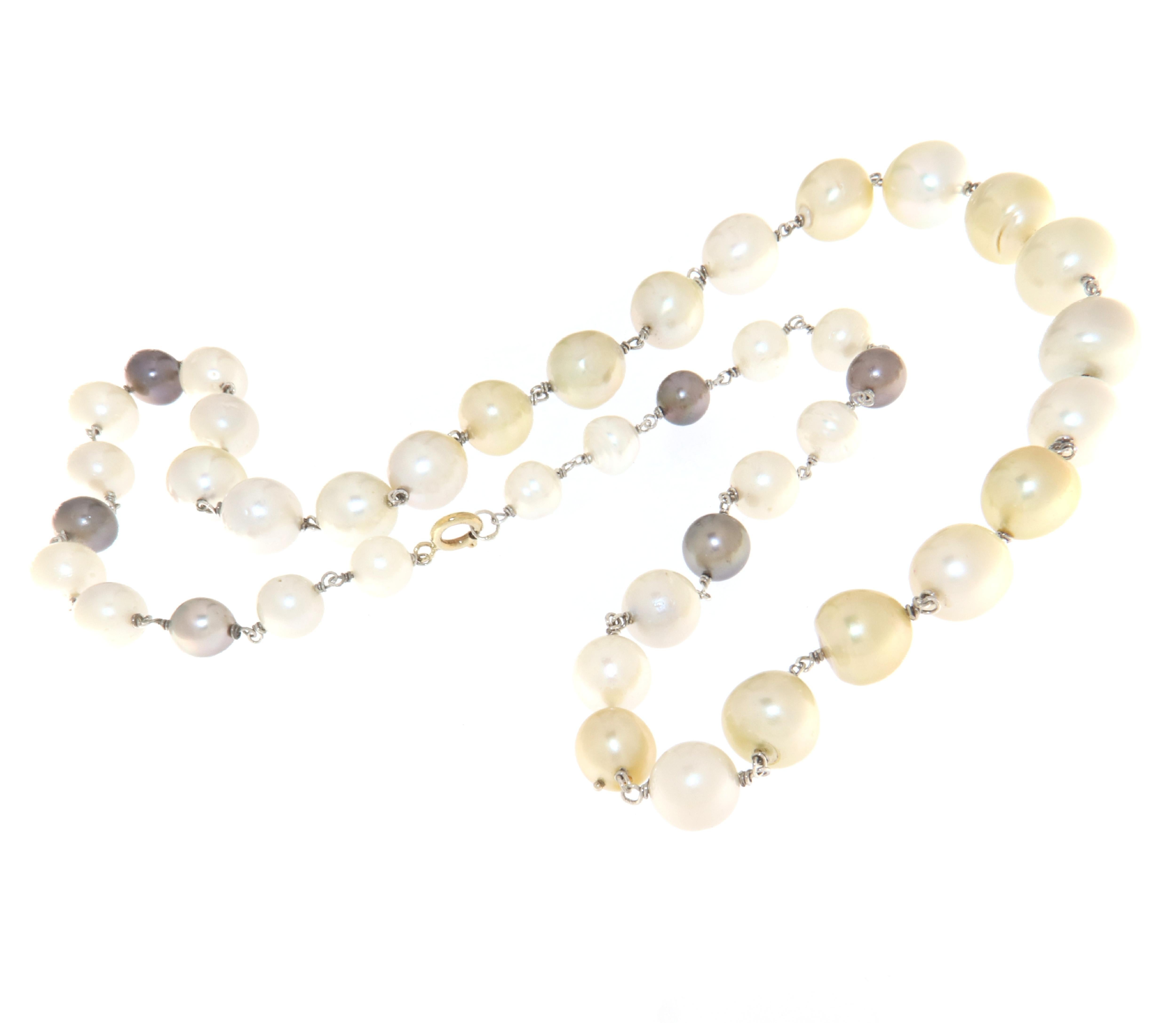 South Sea Pearls 14 Karat Yellow Gold Necklace For Sale 3