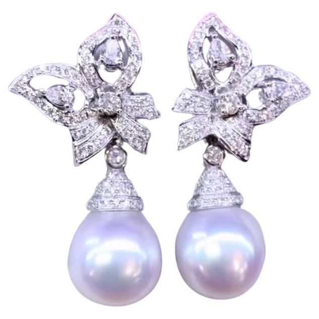 Perle dei mari del Sud  Orecchini con diamanti da 1,90 carati in oro 18k