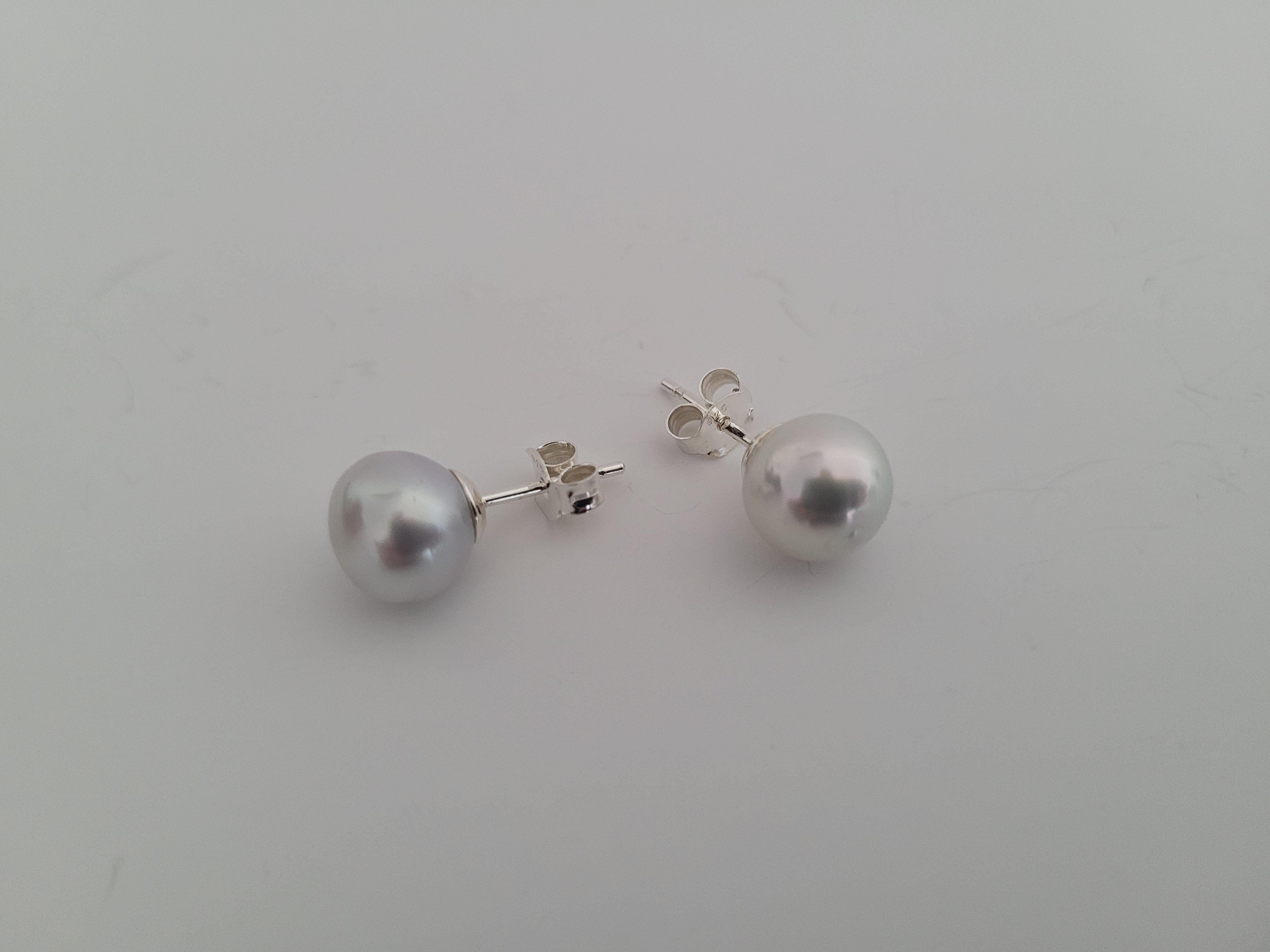 Contemporary South Sea Pearls Earrings, White Silver Natural Color, High Luster For Sale