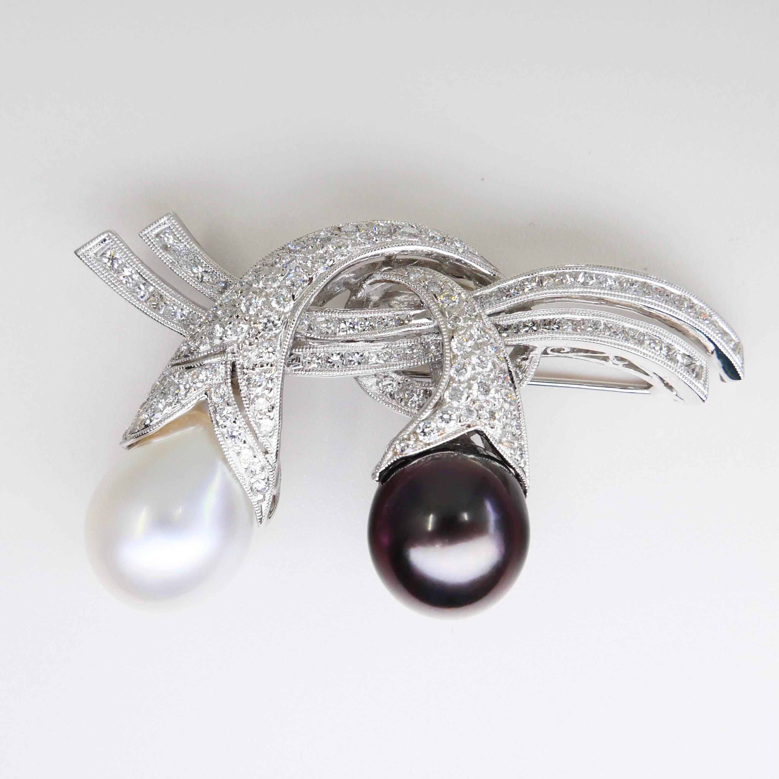 South Sea Pearls and Diamond Brooch Pendant, Nice Solid Fine Jewelry For Sale 9