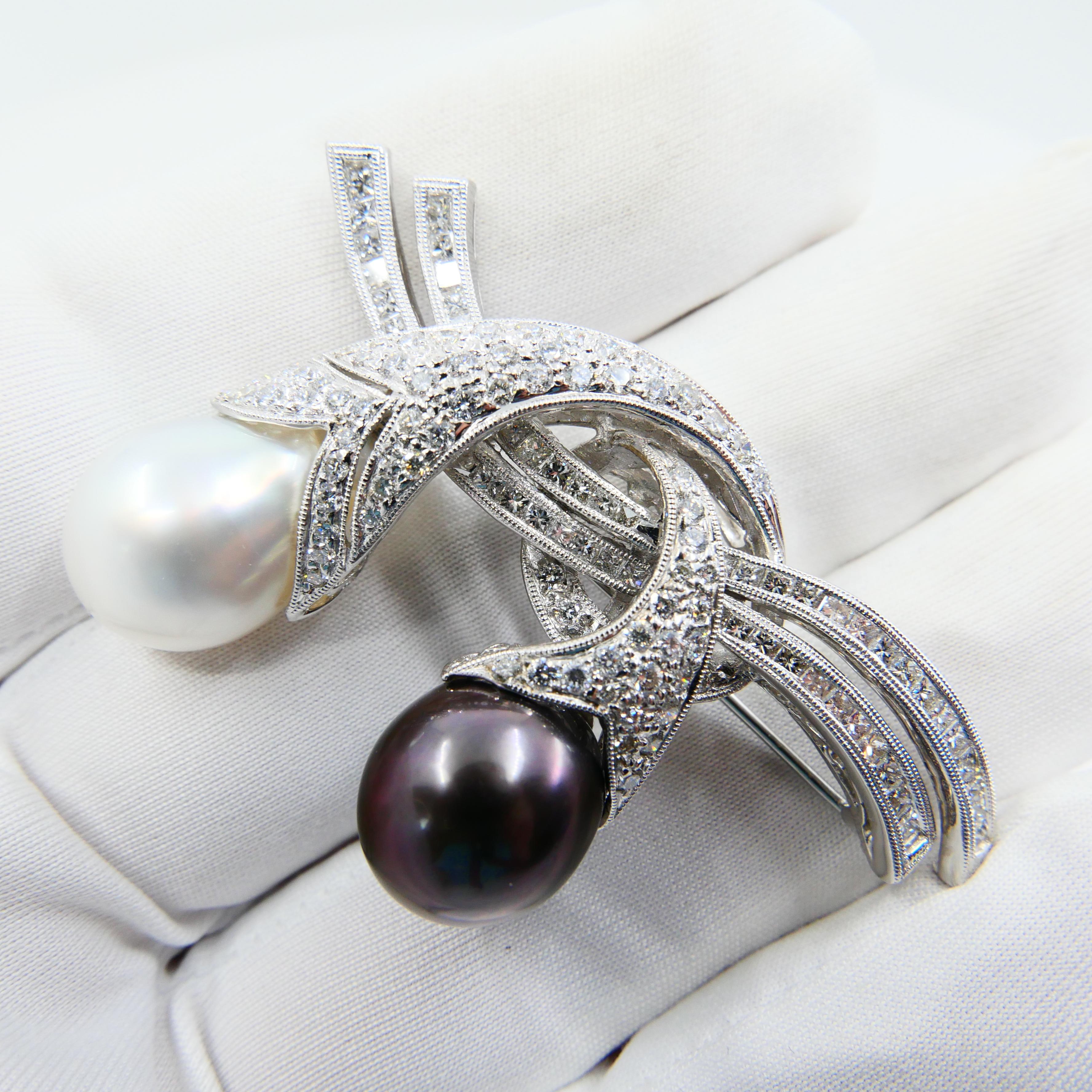 South Sea Pearls and Diamond Brooch Pendant, Nice Solid Fine Jewelry For Sale 12