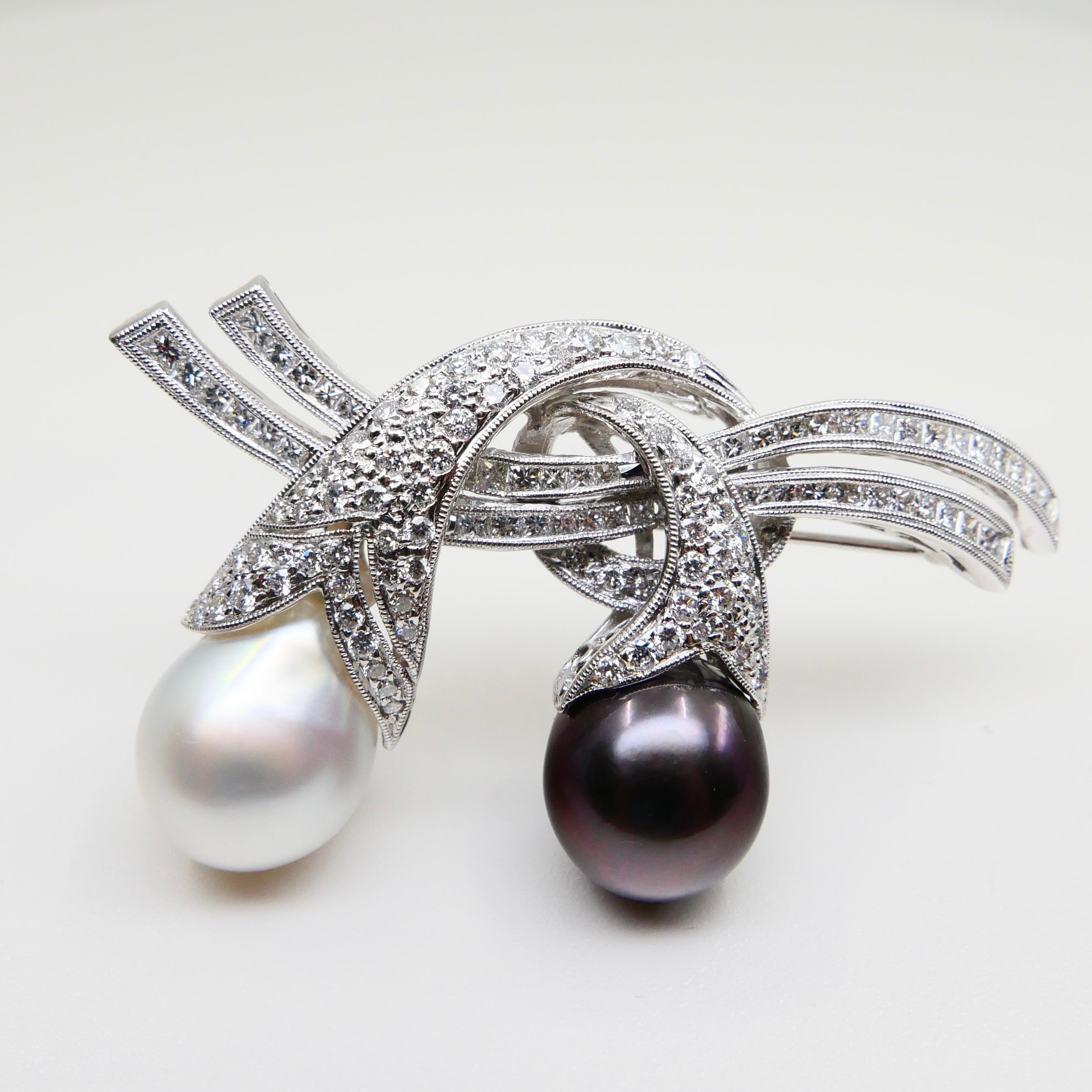 Women's South Sea Pearls and Diamond Brooch Pendant, Nice Solid Fine Jewelry For Sale