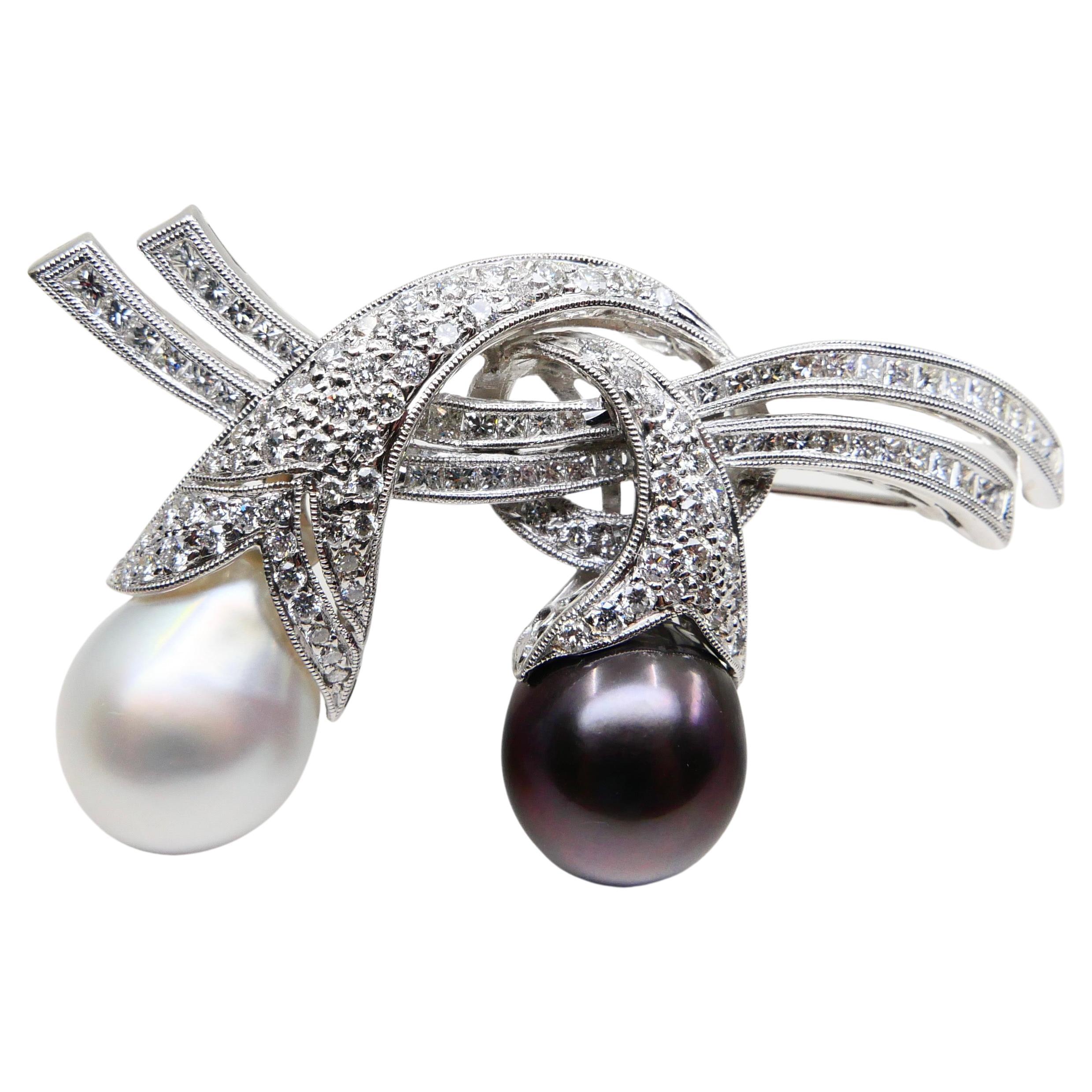 South Sea Pearls and Diamond Brooch Pendant, Nice Solid Fine Jewelry For Sale