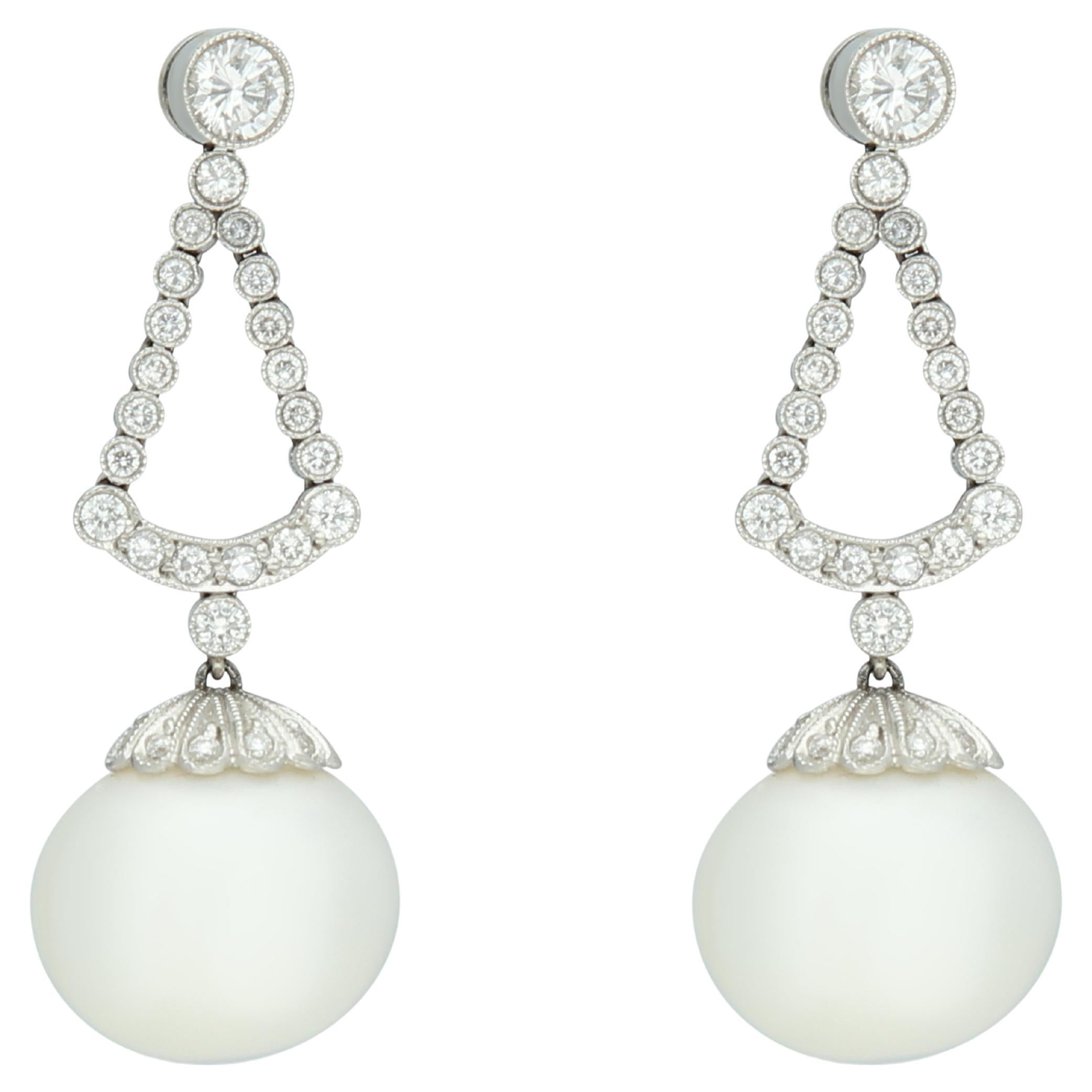 South sea pearls and diamonds earrings in platinum