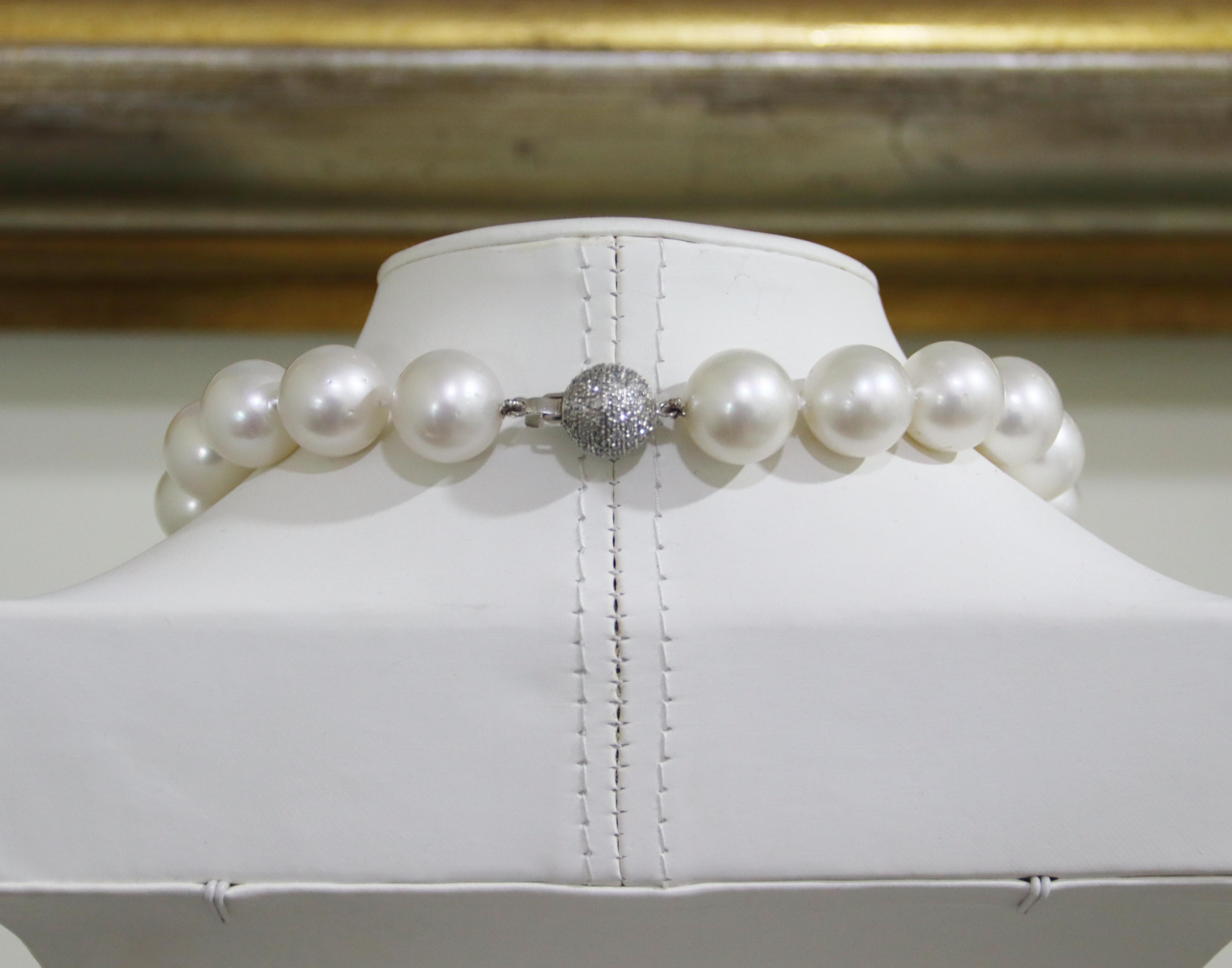 South Sea Pearls Diamonds 18 Karat White Gold Strand Rope Necklace For Sale 4