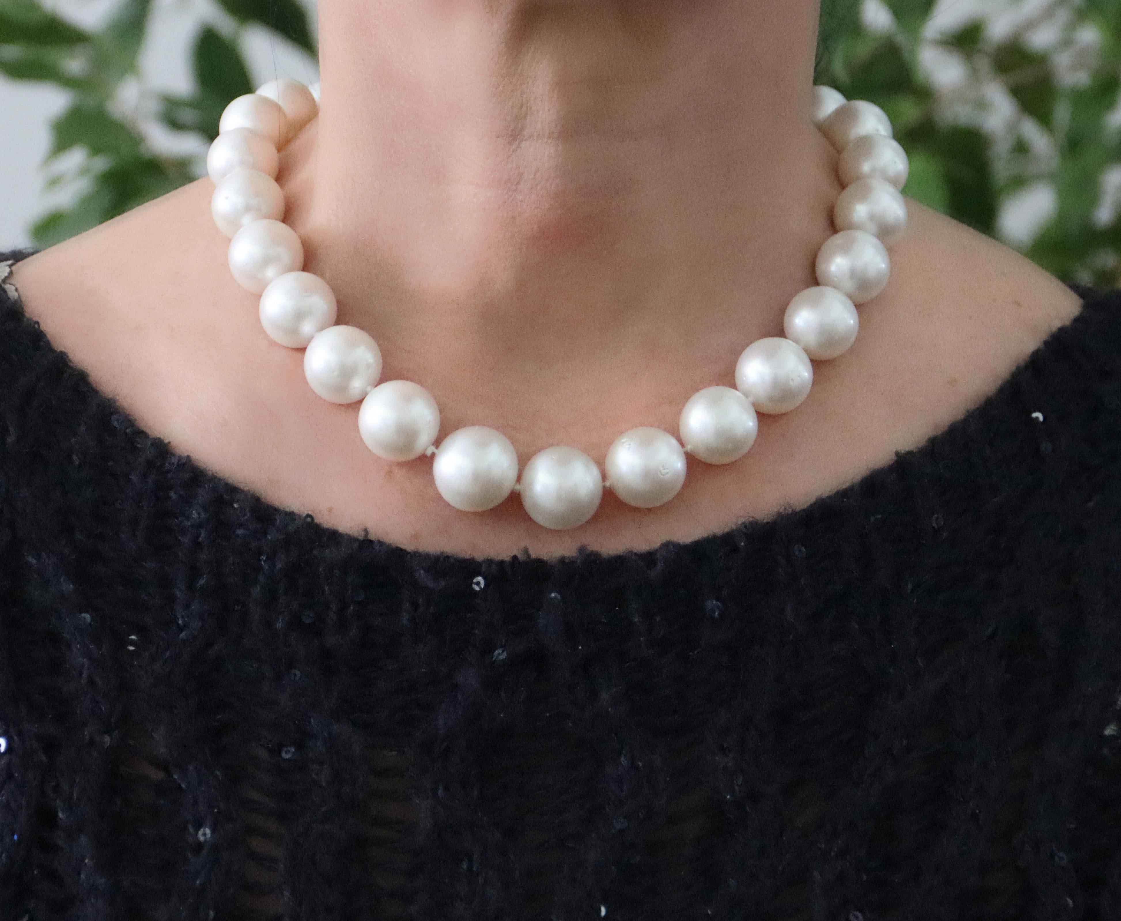 South Sea Pearls Diamonds 18 Karat White Gold Strand Rope Necklace For Sale 5