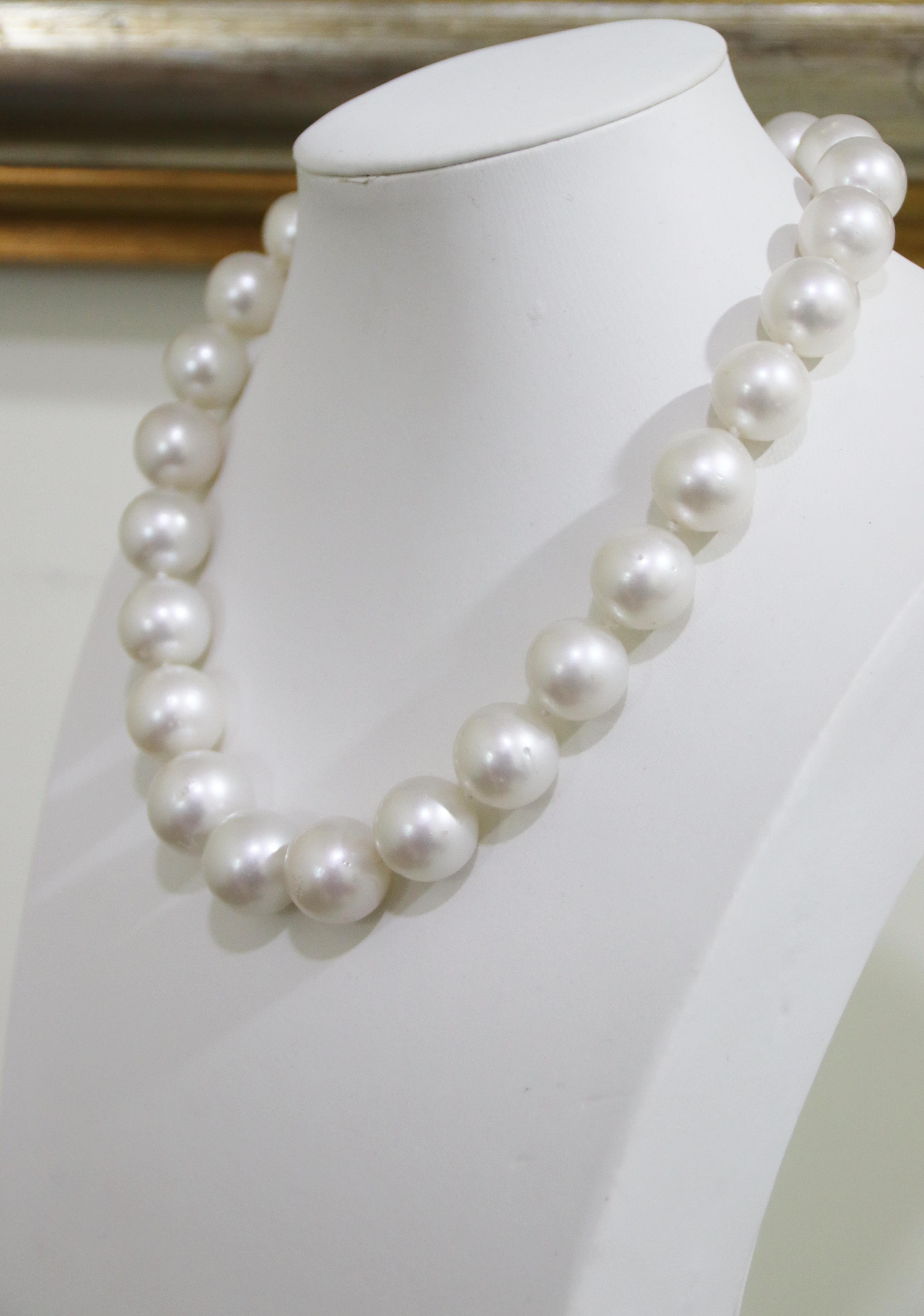 South Sea Pearls Diamonds 18 Karat White Gold Strand Rope Necklace For Sale 1