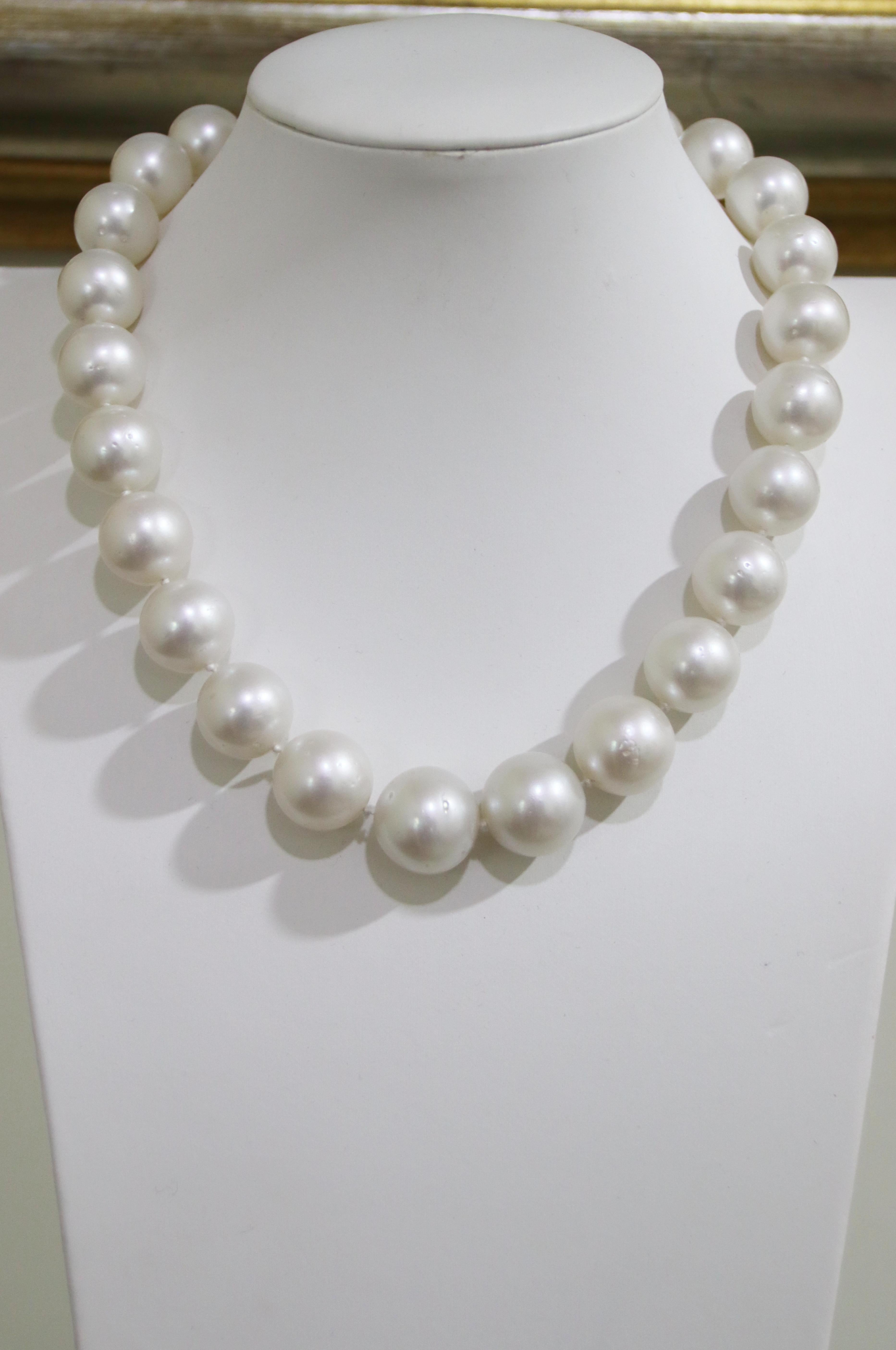 South Sea Pearls Diamonds 18 Karat White Gold Strand Rope Necklace For Sale 2