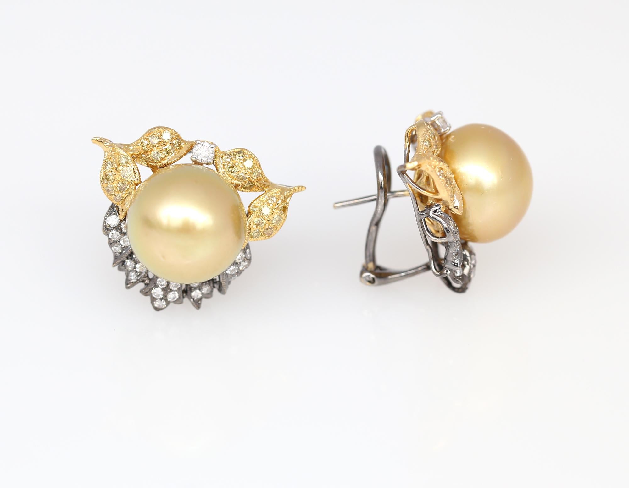 South Sea Pearls Earrings 15 mm Diamonds Yellow Black Gold, 1990 3