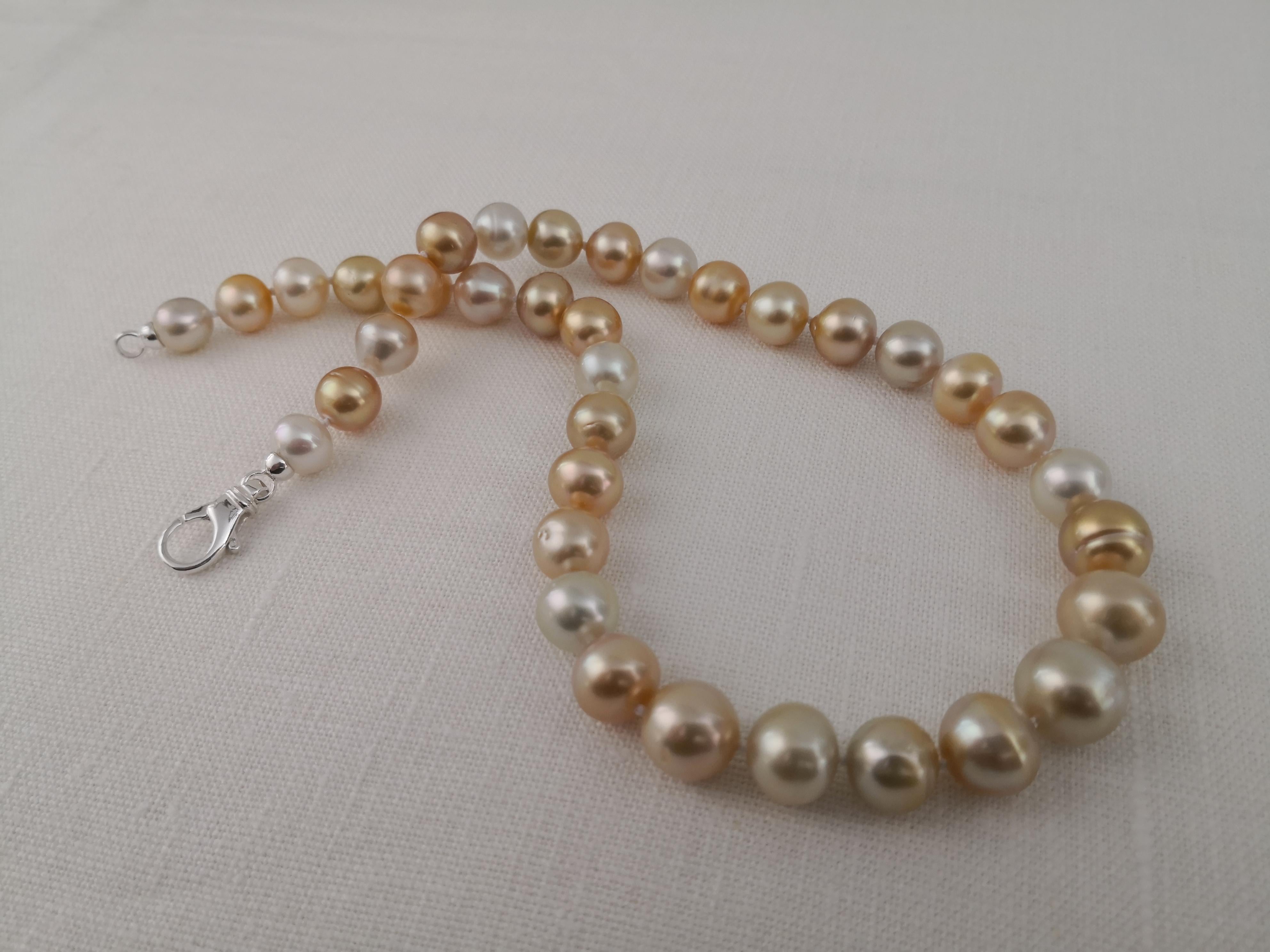 Women's South Sea Pearls Natural Color, 18 Karat Gold For Sale