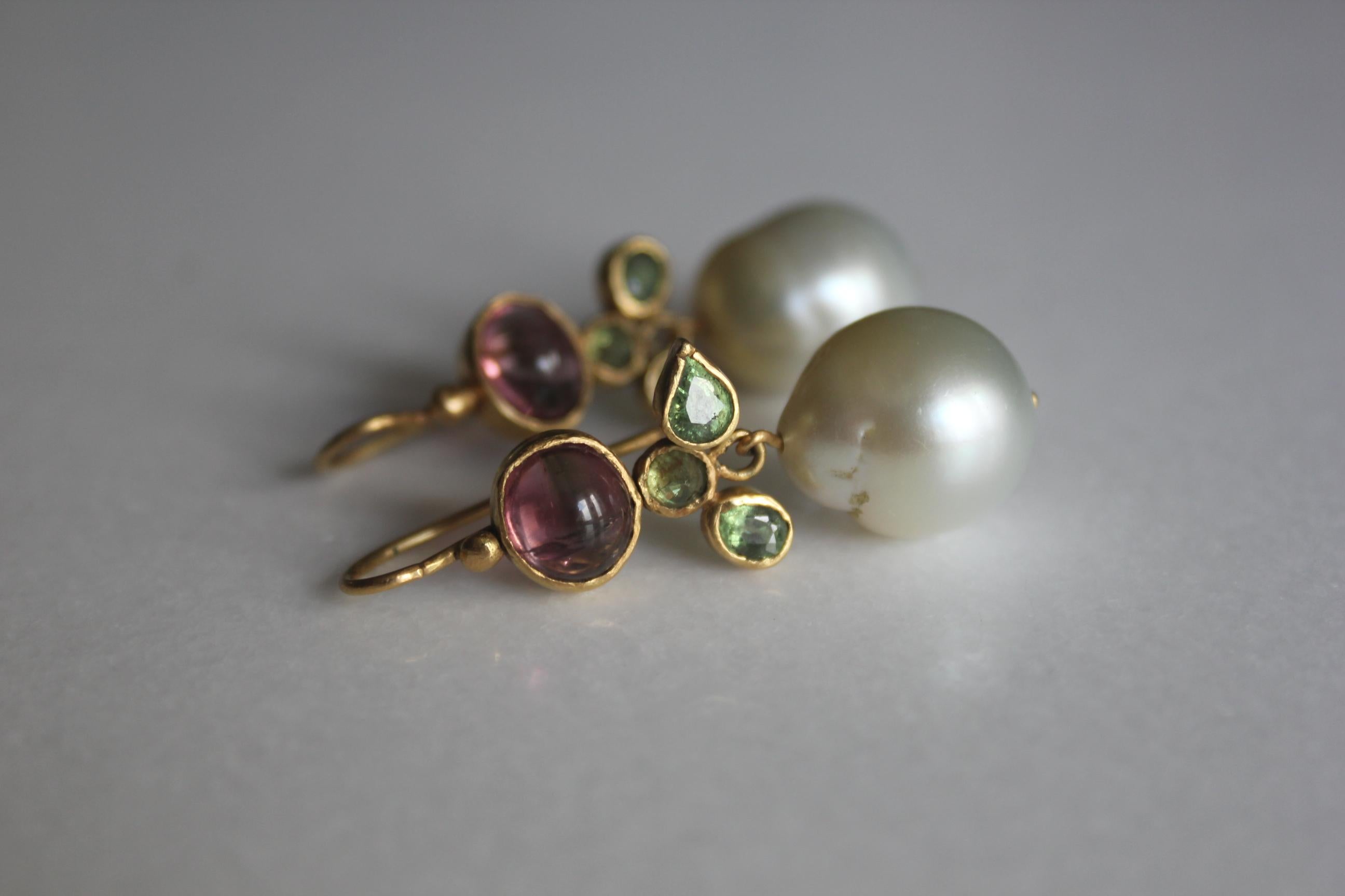 South Sea Pearls Tourmaline Demantoid Garnets 22k-21k Gold Dangle Drop Earrings  In New Condition In New York, NY