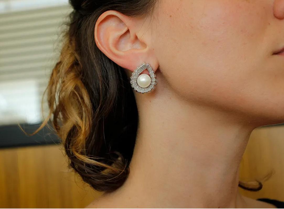 Round Cut South-Sea Pearls, White Diamonds, 9 Karat White Gold Clip-On Earrings