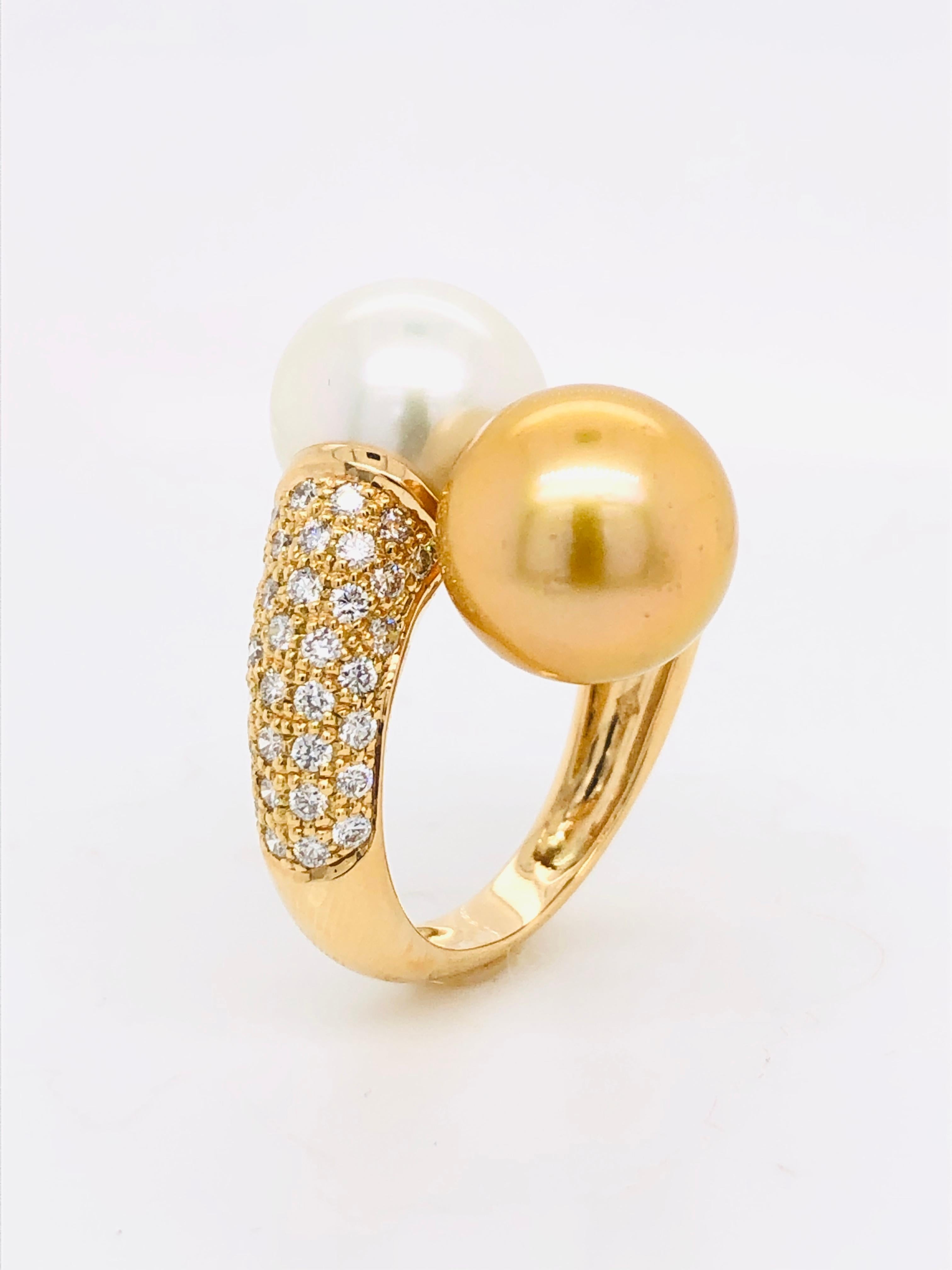 Brilliant Cut South Sea Pearls with White Diamonds on Gold 18 Carat Ring