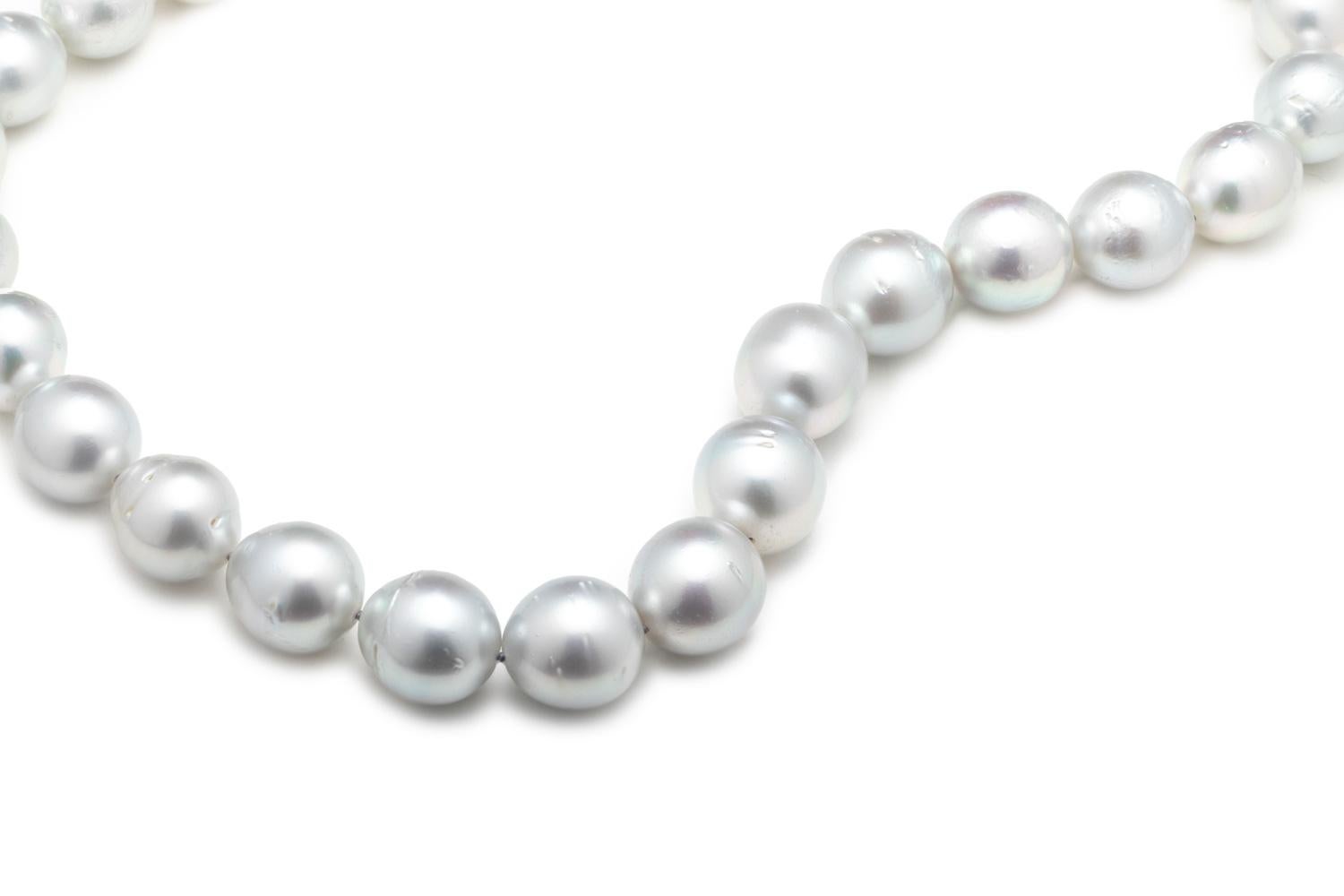South Sea Silver Pearls Choker In New Condition For Sale In Madrid, MD
