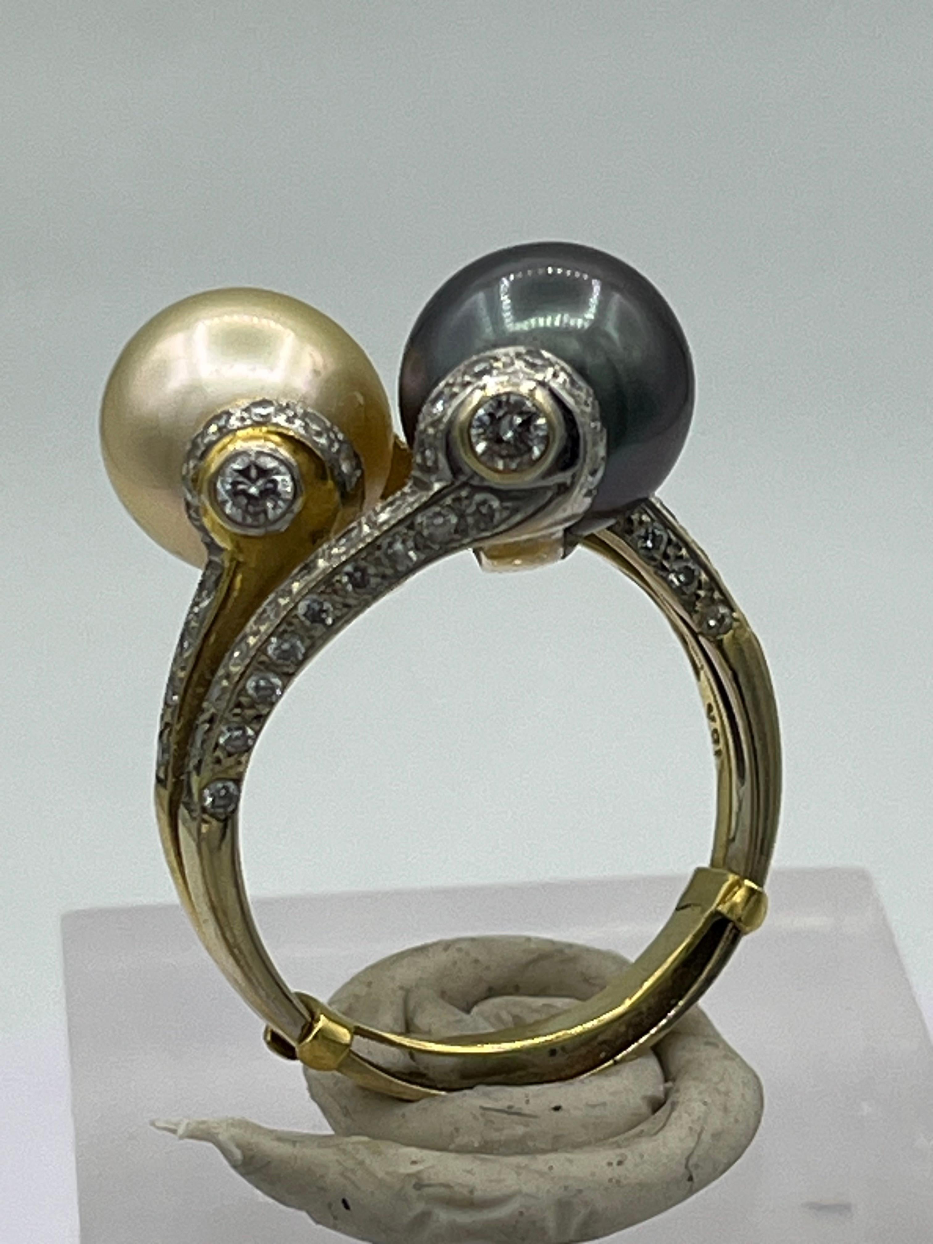 Modern south sea Tahiti pearl diamond ring 18 k gold For Sale