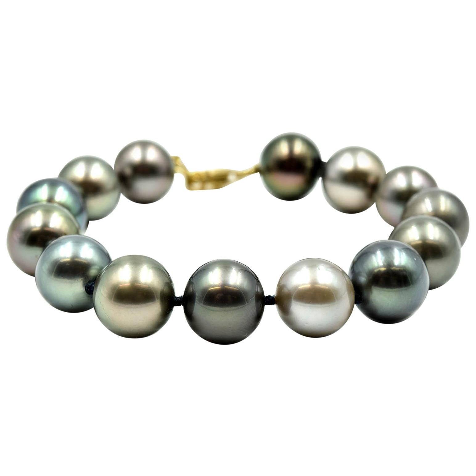 South Sea Tahitian Pearl Knotted Bracelet with 14 Karat Yellow Gold Clasp