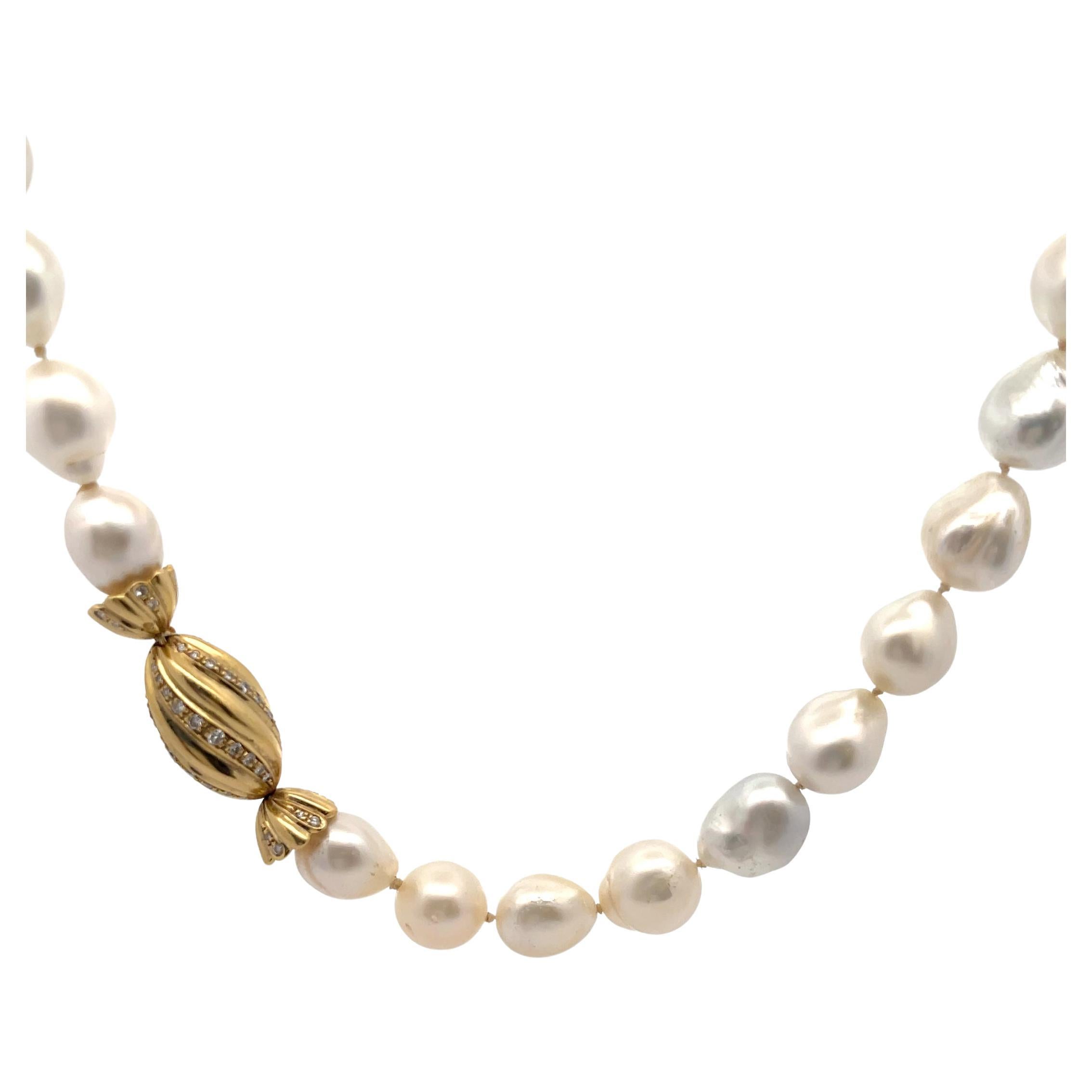 South Sea White Baroque Pearl Necklace 18K Yellow Gold Diamond Clasp For Sale
