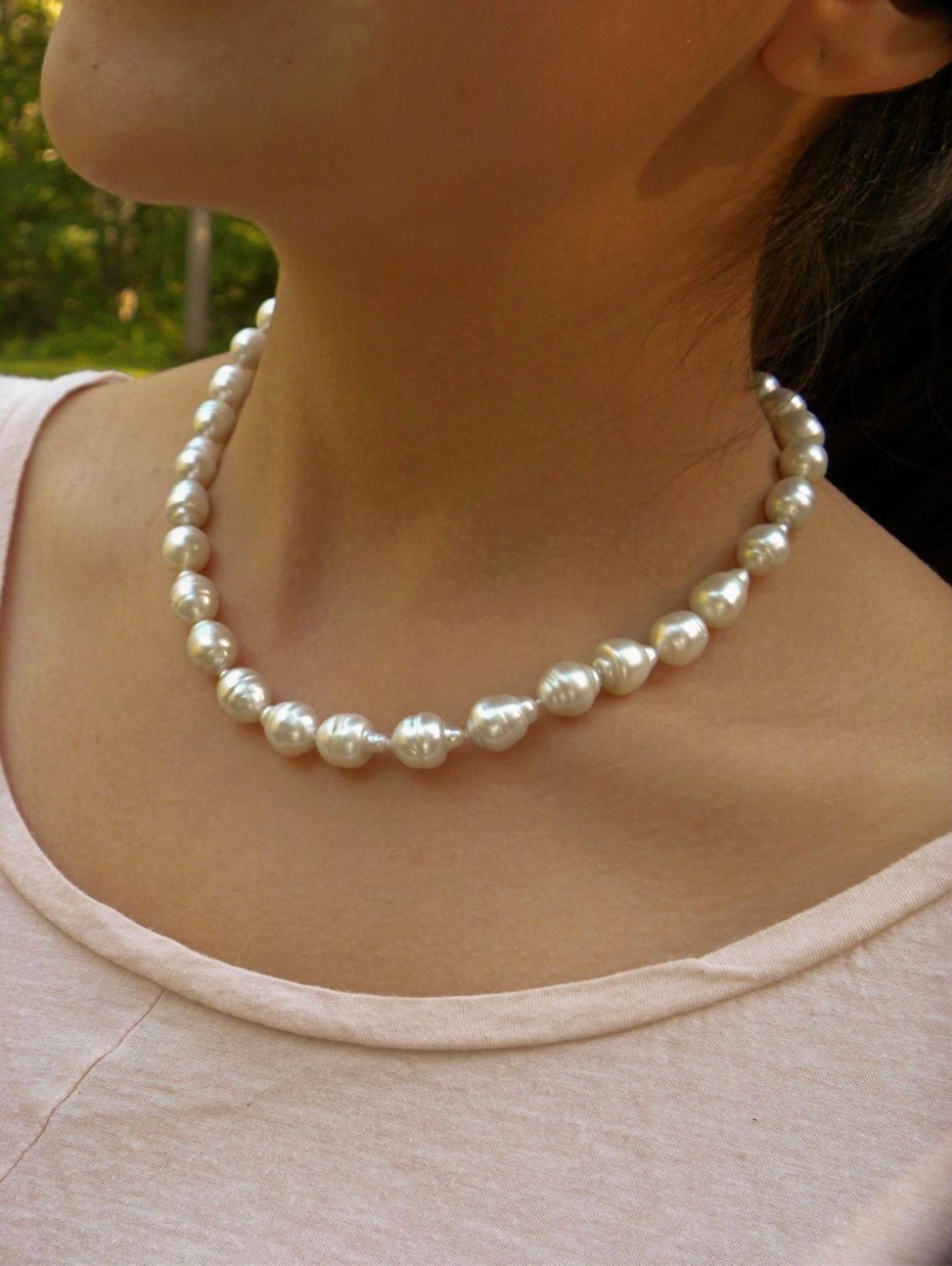 South Sea White Baroque Pearls Necklace 2