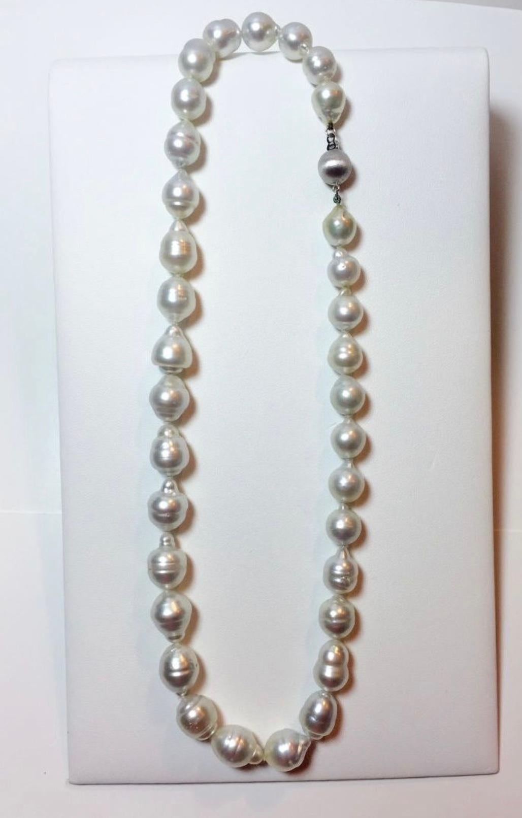 South Sea White Baroque Pearls Necklace 1