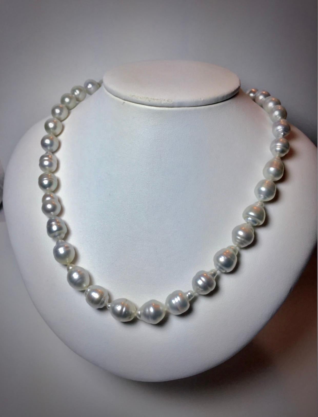 South Sea White Baroque Pearls Necklace 3