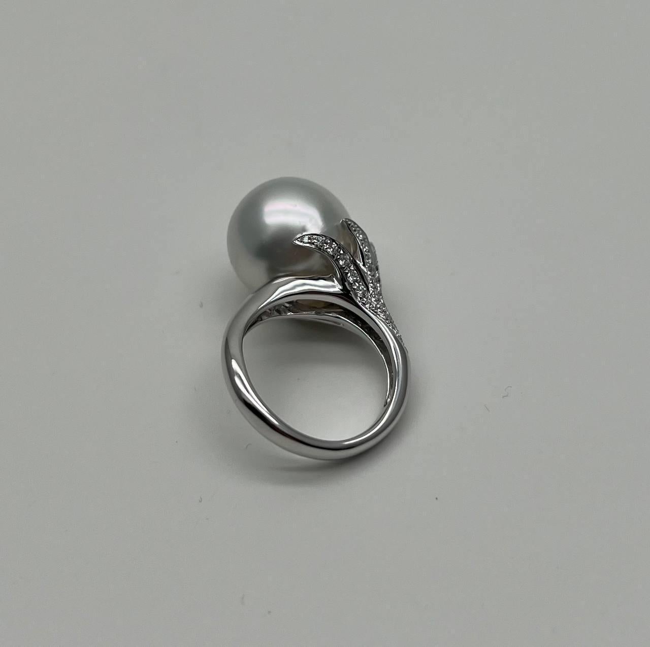 South Sea White Pearl Diamonds Pave Set 18K White Gold Statement Classic Ring For Sale 6