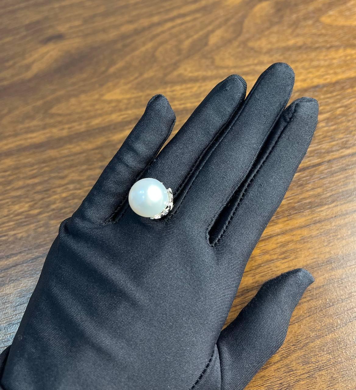 South Sea White Pearl Diamonds Pave Set 18K White Gold Statement Classic Ring For Sale 7