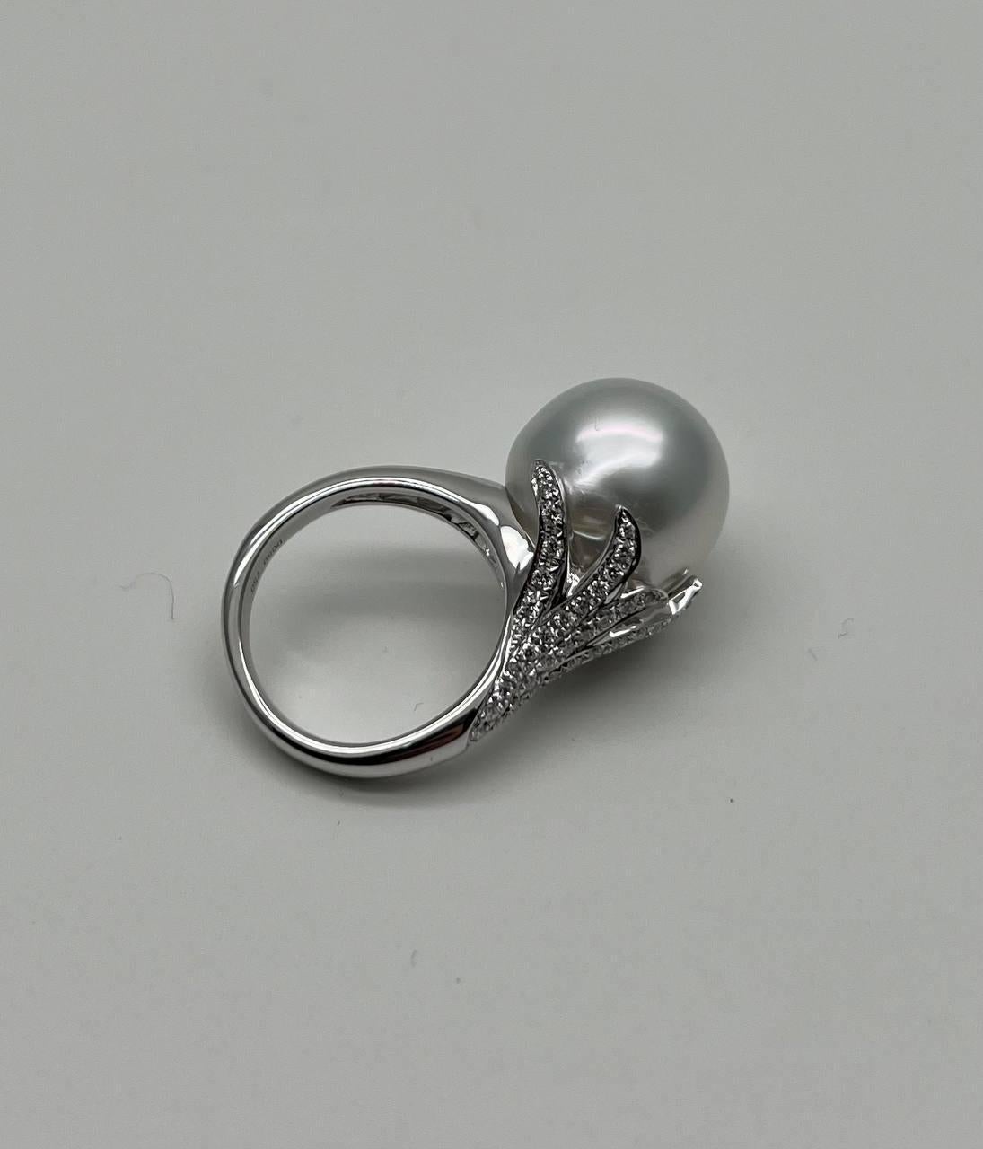 South Sea White Pearl Diamonds Pave Set 18K White Gold Statement Classic Ring For Sale 1