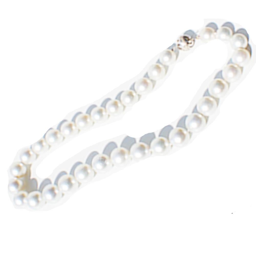 Bead South Sea White Pearl Strand Necklace Luminous Quality 104.70 Grams For Sale