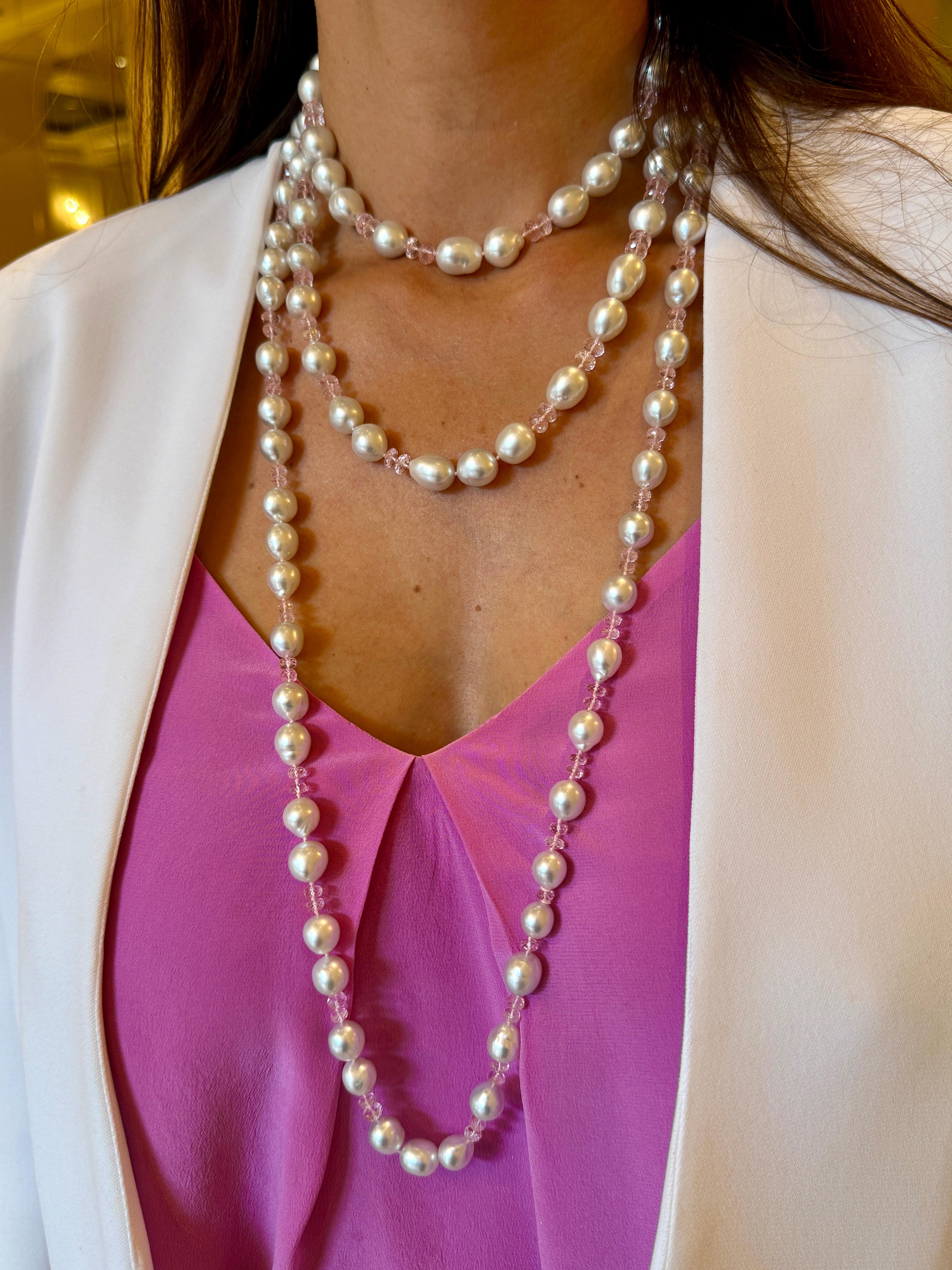 Taille briolette Collier de perles de culture baroques des mers du Sud et de Morganite By Assael en vente