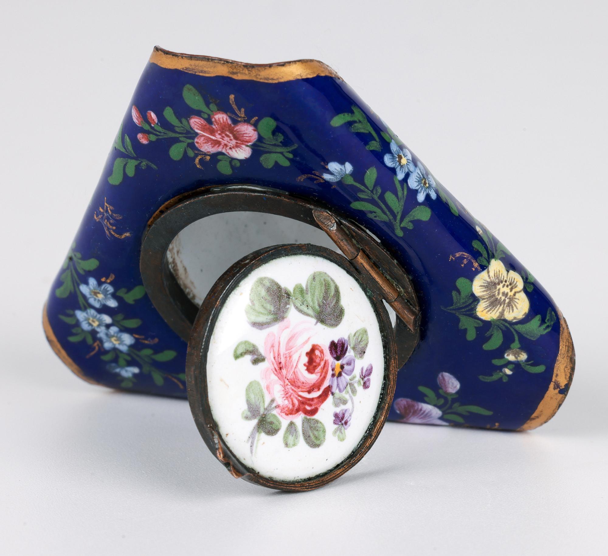 Sur de Staffordshire Bilston Georgiano Esmalte Tricornio Sombrero en forma de Parche Caja en venta 13