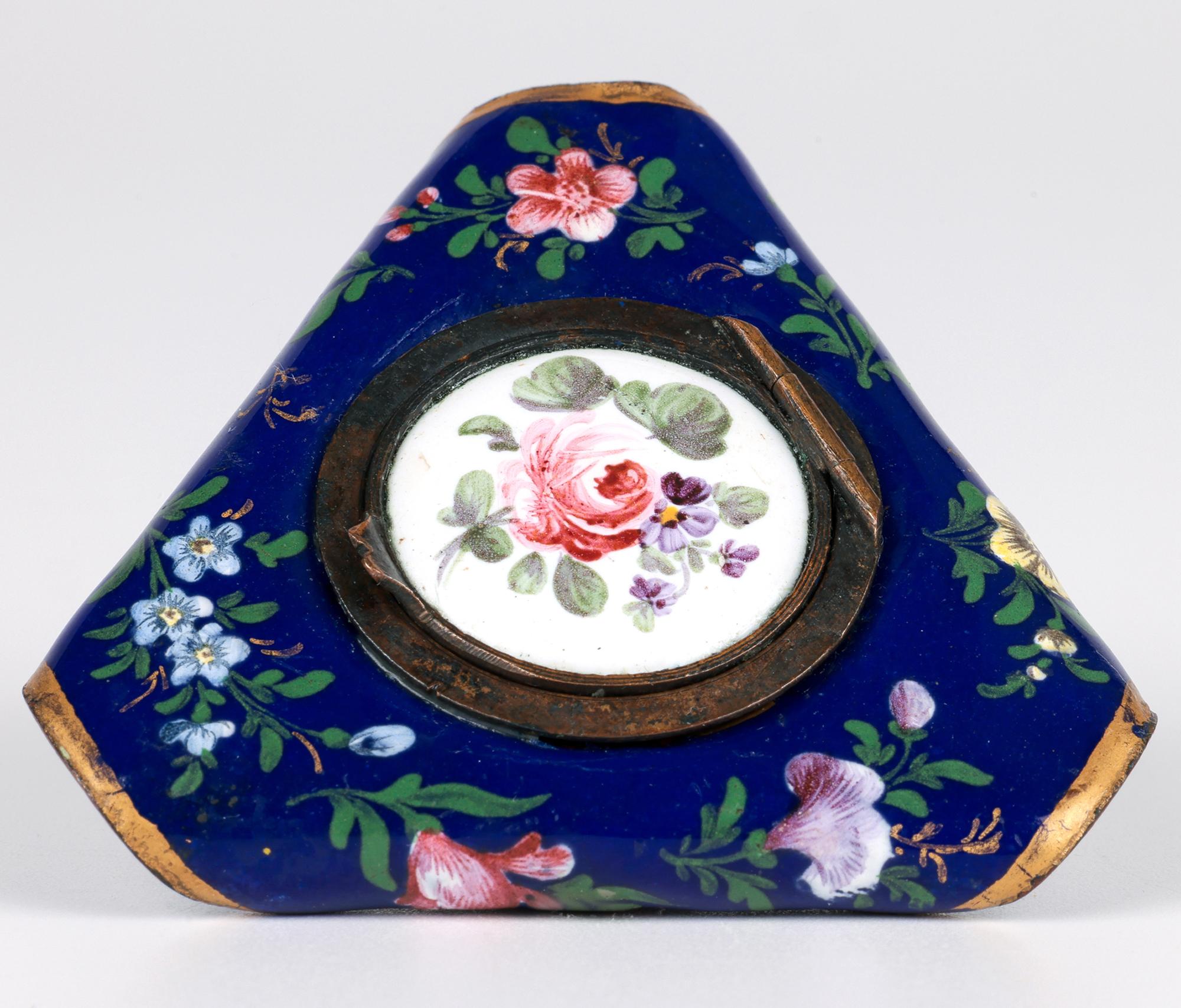 Sur de Staffordshire Bilston Georgiano Esmalte Tricornio Sombrero en forma de Parche Caja finales del siglo XVIII en venta