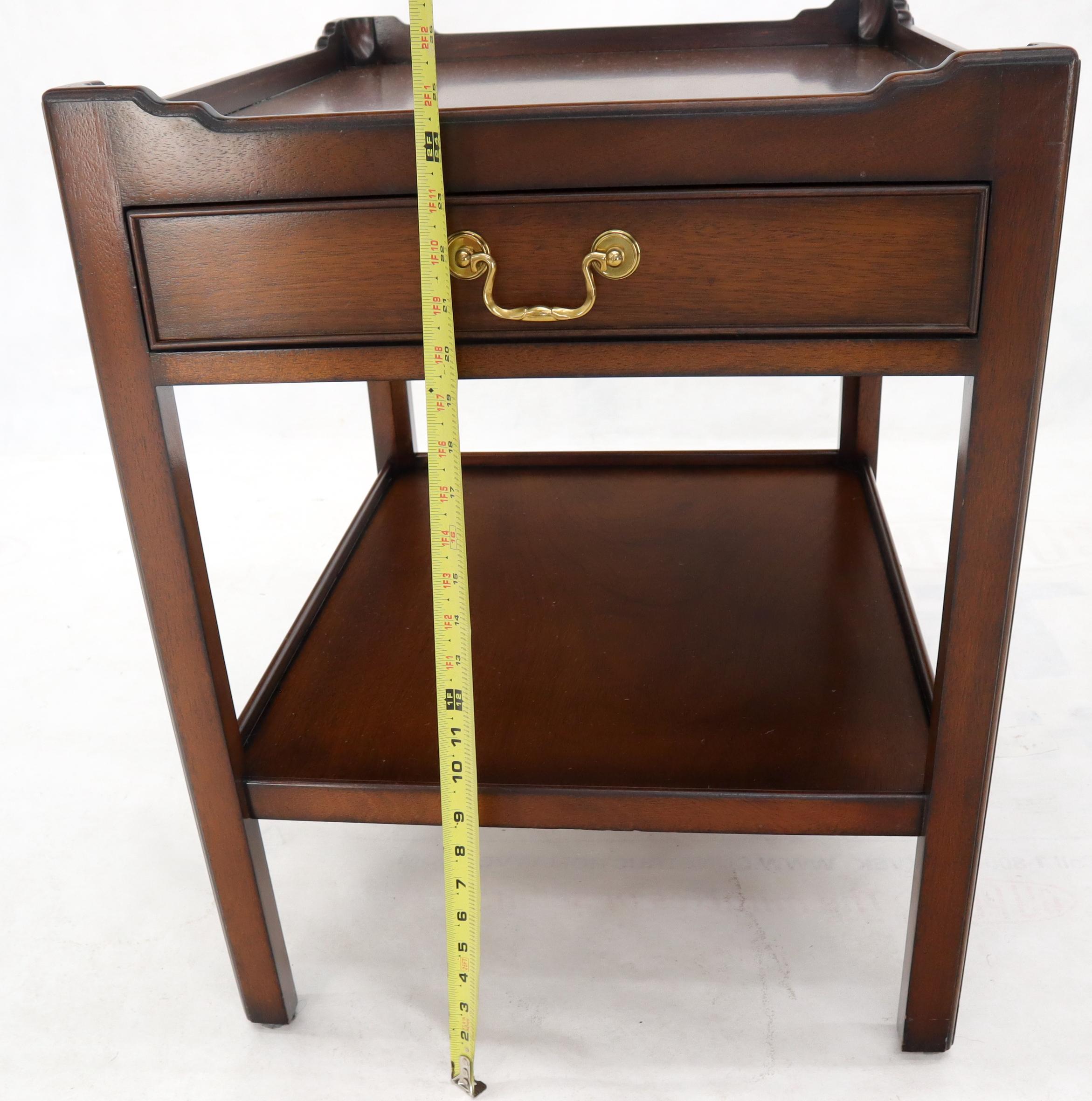 Southampton Mahogany Gallery Top Brass Drop Pull One-Drawer End Table Stand For Sale 3
