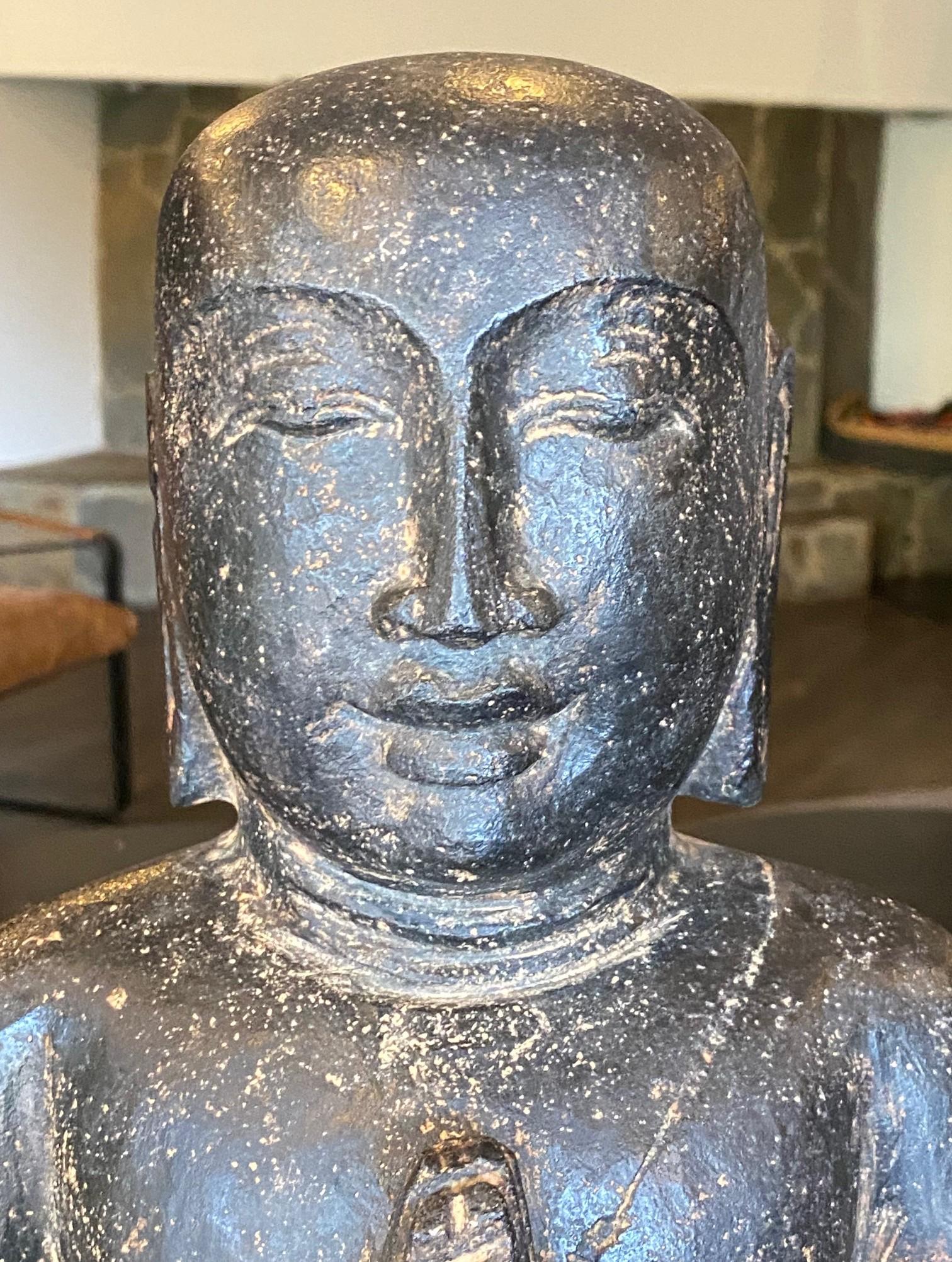 Southeast Asia Asiático Tailandés Piedra Tallada Buda de Pie Artefacto Escultura Estatua en Bueno estado para la venta en Studio City, CA
