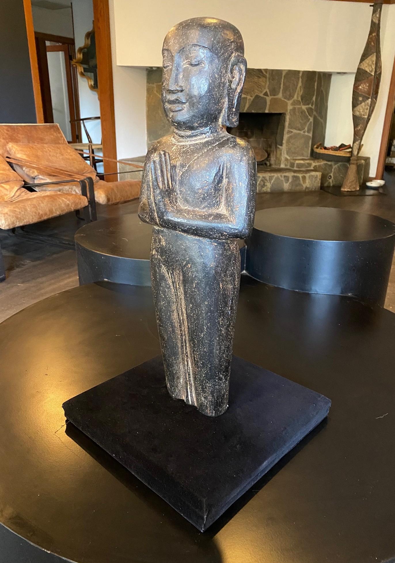 Southeast Asia Asiático Tailandés Piedra Tallada Buda de Pie Artefacto Escultura Estatua en venta 1