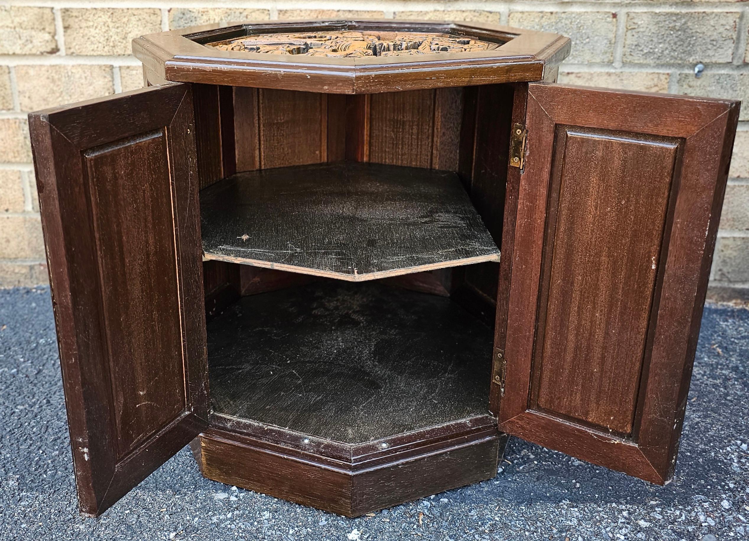 Southeast Asian All-Sides Carved Fruitwood Octogonal Side Table Cabinet For Sale 1