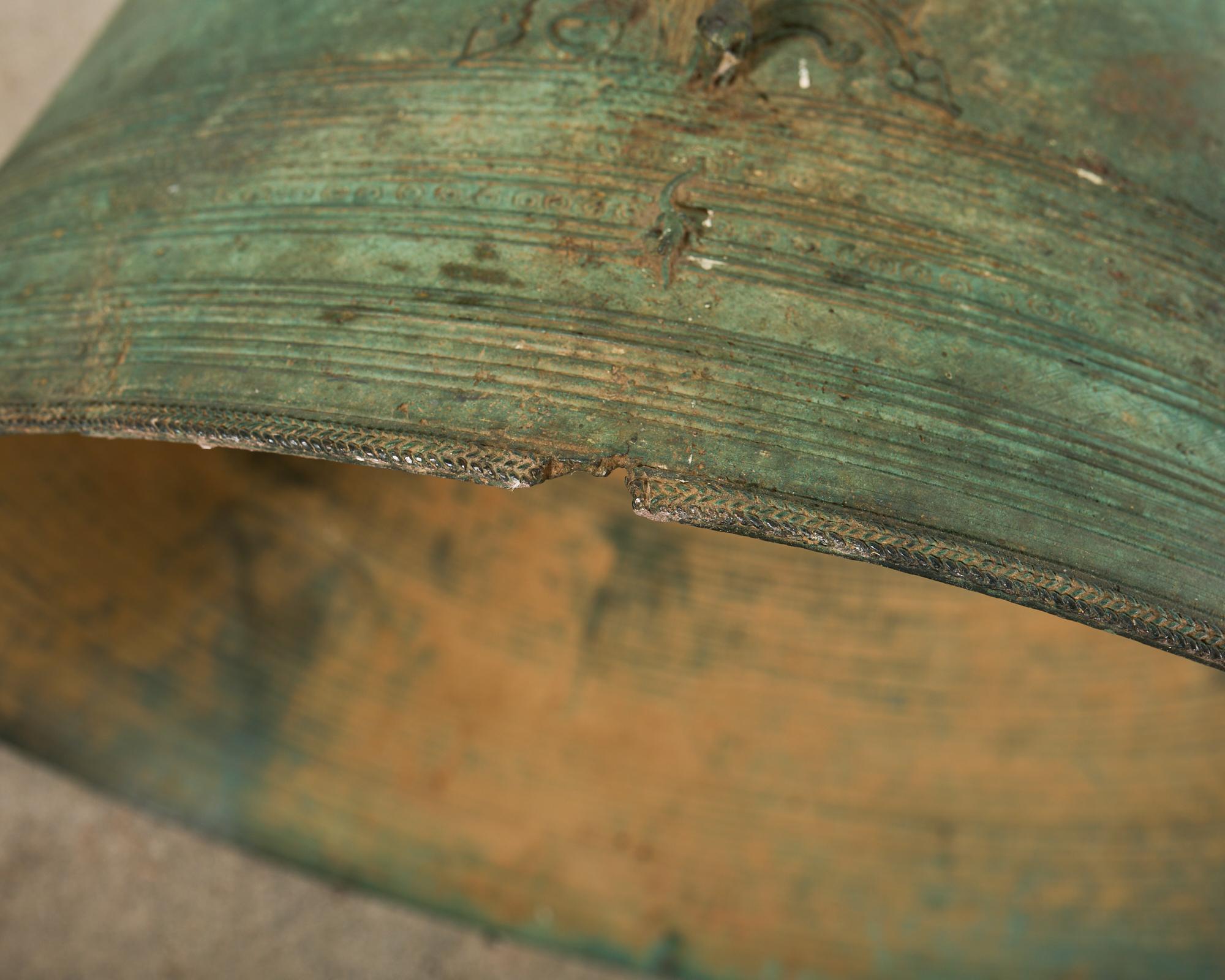 Table à tambour de pluie ou à boissons en bronze d'Asie du Sud-Est en vente 8