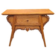 Consola/mesa de altar de madera de frutal tallada del sudeste asiático