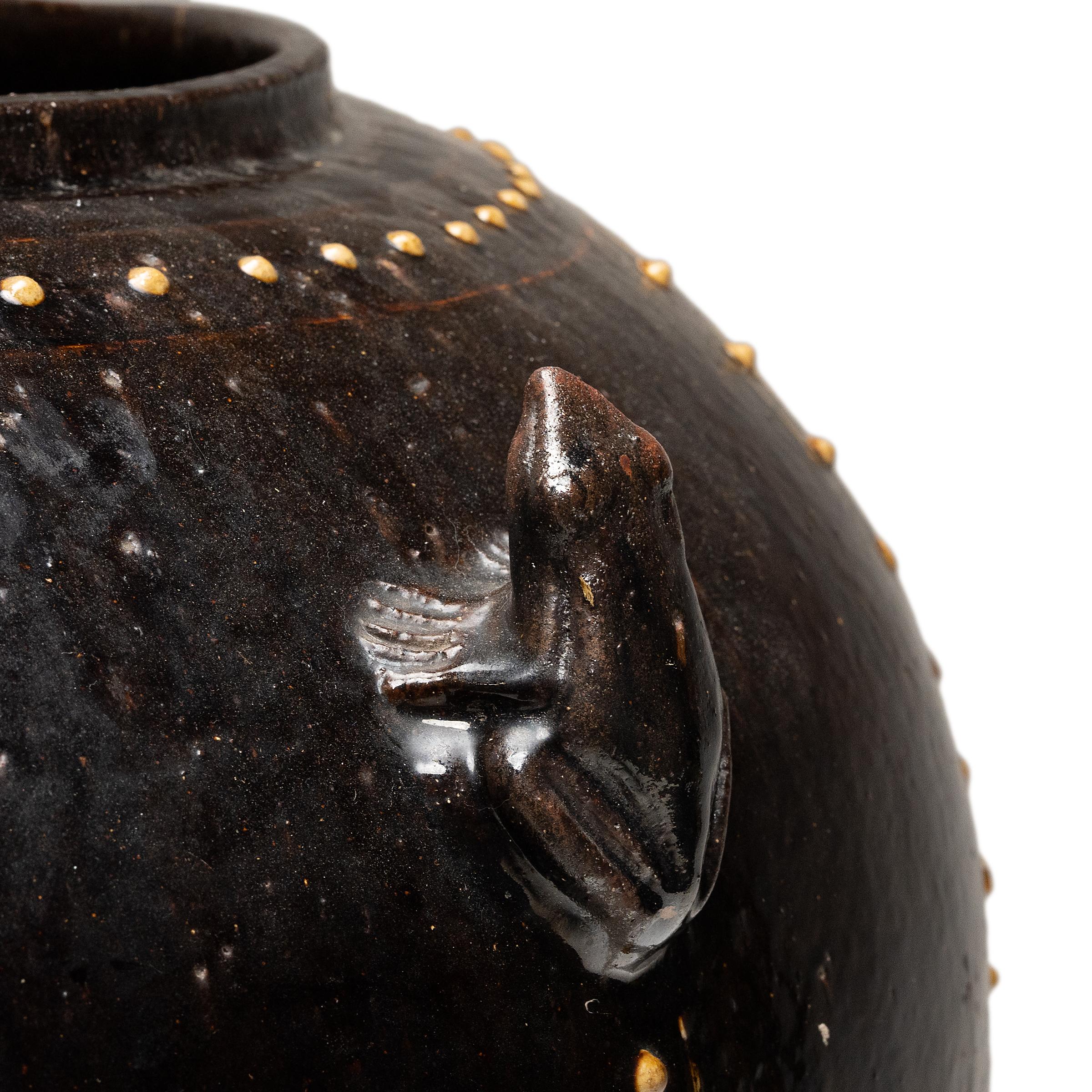 Südostasiatischer Drei-Frosch-Regenkrug, um 1850 (Volkskunst) im Angebot