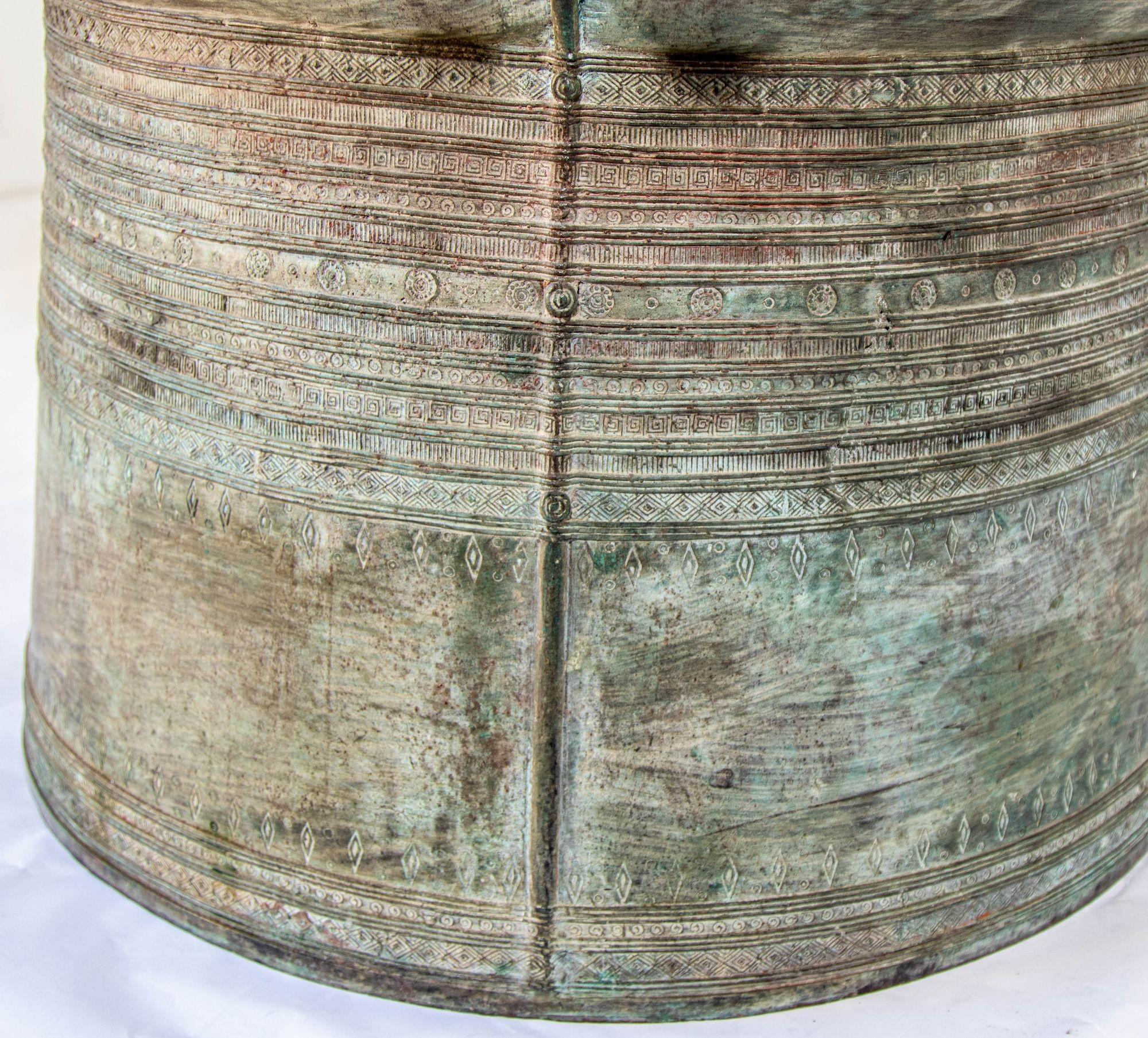 Southeast Burmese Bronze Asian Rain Drum Side Table 30 in. diameter For Sale 4