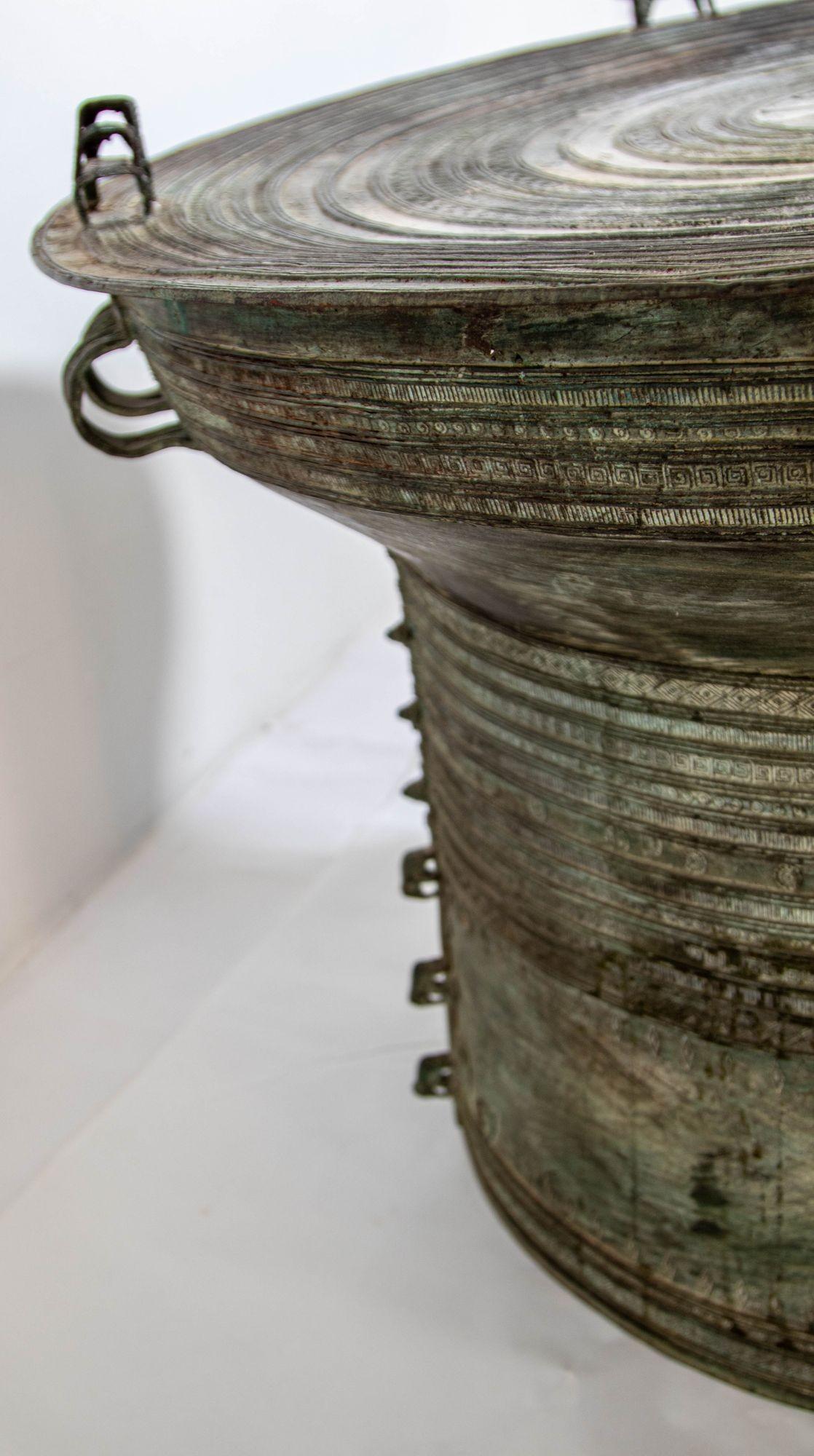 Southeast Burmese Bronze Asian Rain Drum Side Table 30 in. diameter For Sale 9