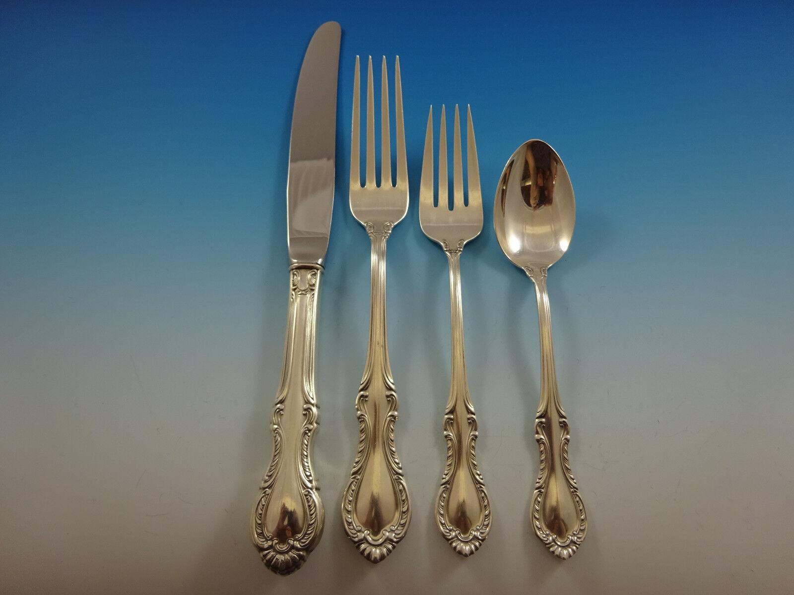 Magnifique service de couverts en argent 