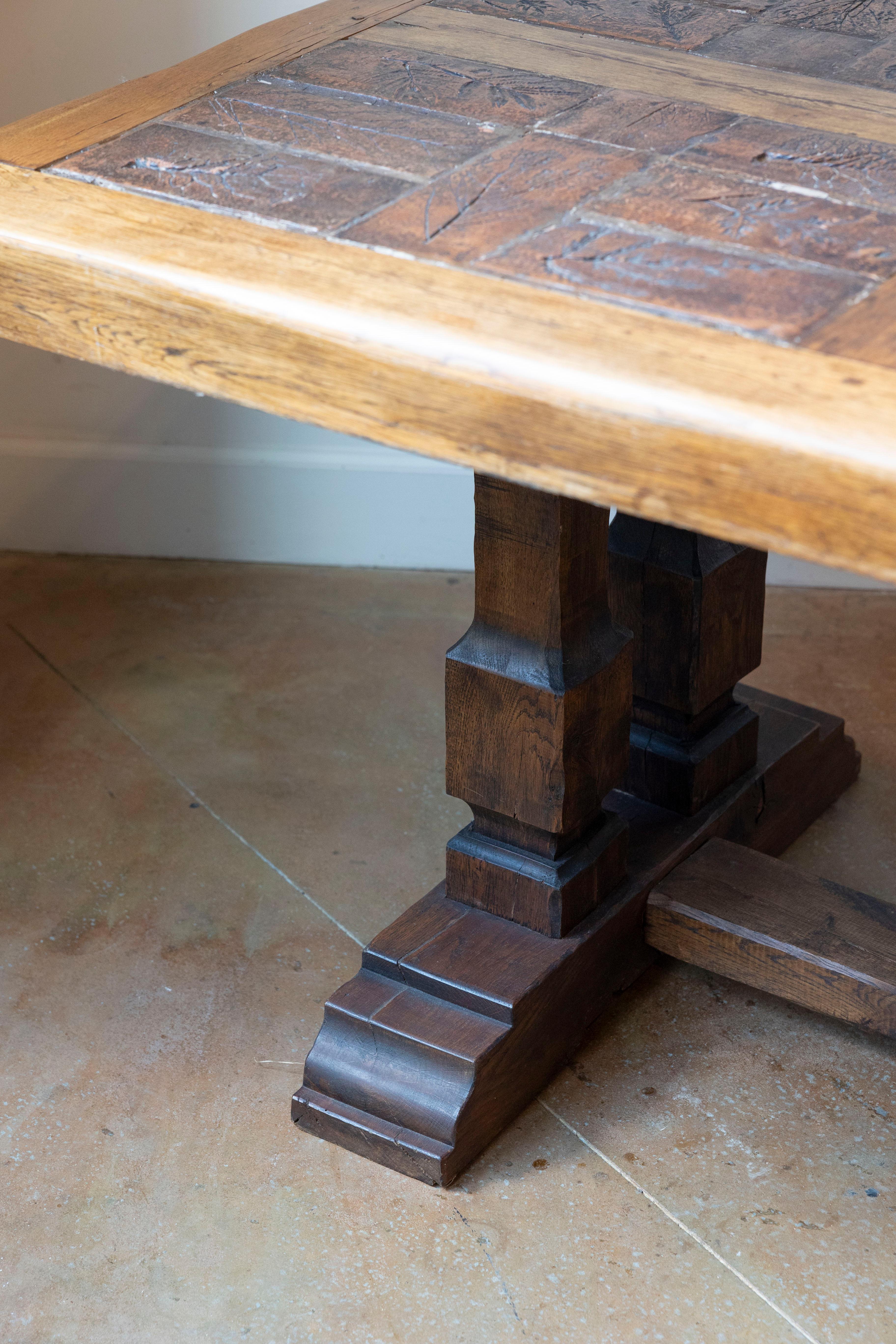 Table de salle à manger brutaliste française du Sud avec plateau en terre cuite inséré en vente 3