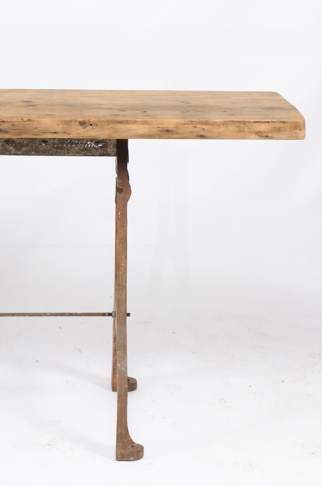 Southern French Long Iron and Oak Rectangular Console Table from the 1940s 5