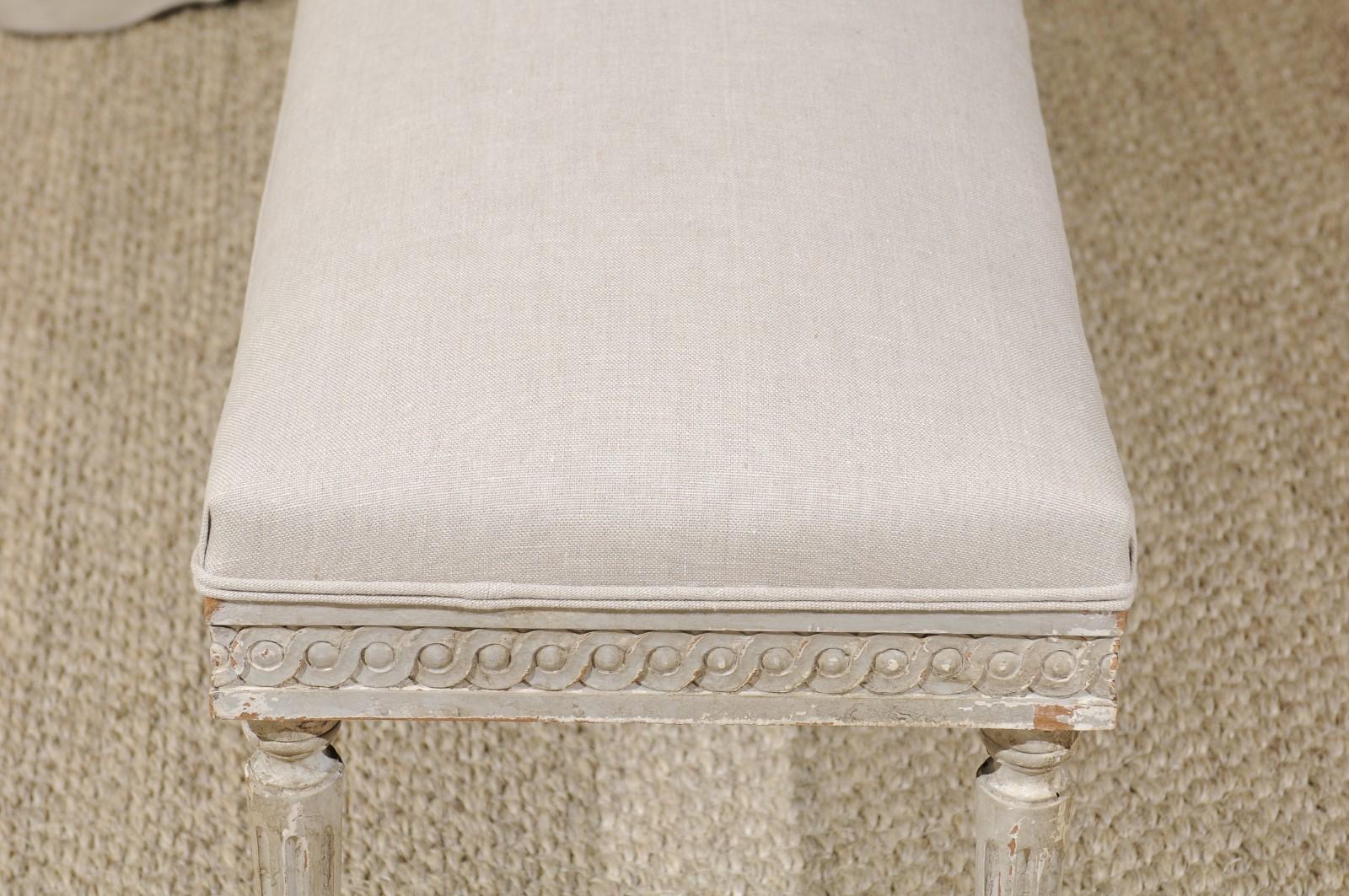 Southern French Louis XVI Style 1930s Upholstered Bench with Guilloche Motifs 4