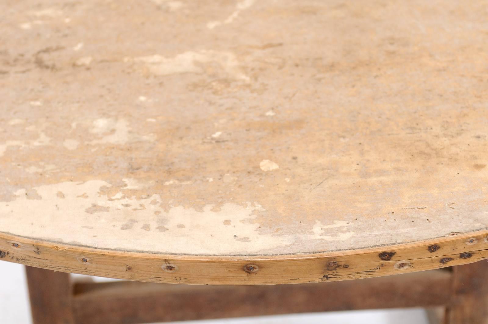 Southern French Round Wine Tasting Table with Tapestry Remnants, circa 1920 In Good Condition In Atlanta, GA