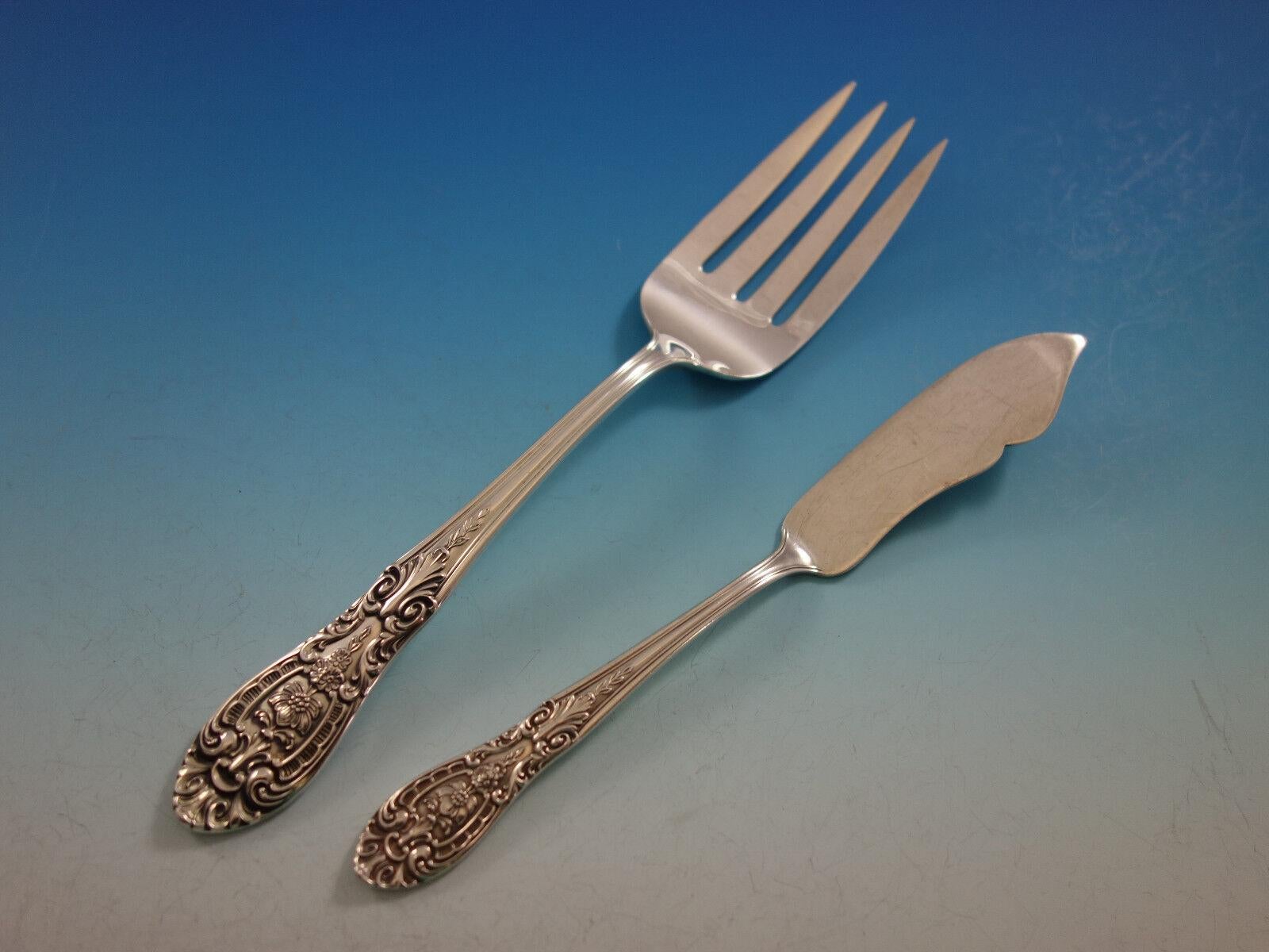Southern Grandeur by Easterling Sterling Silver Flatware Set Service 37 pieces For Sale 2